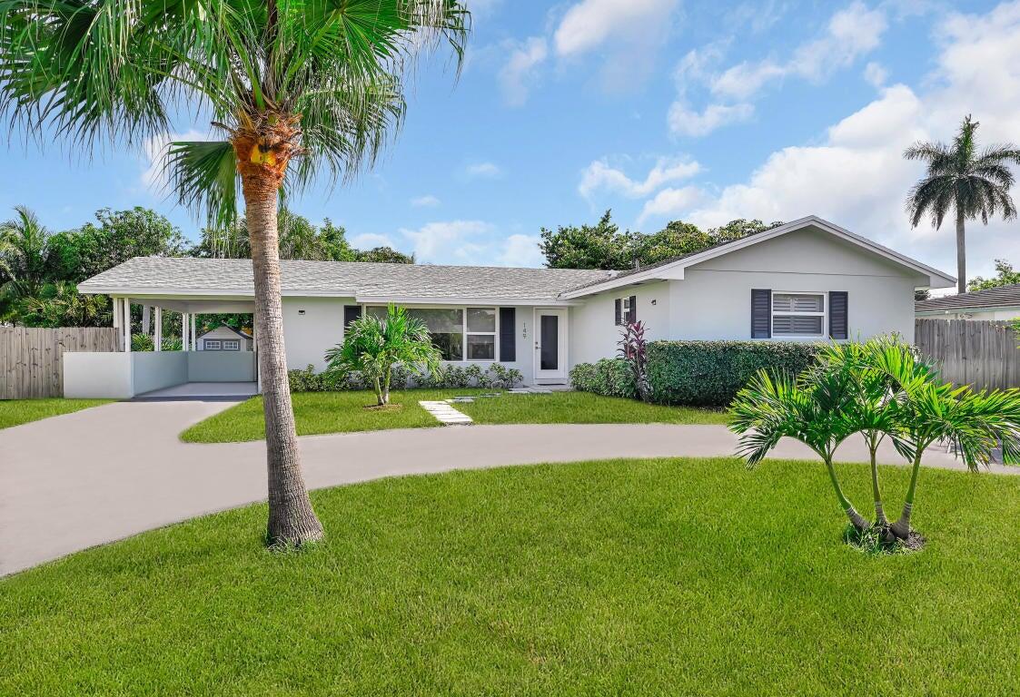 149 SE 27th Way