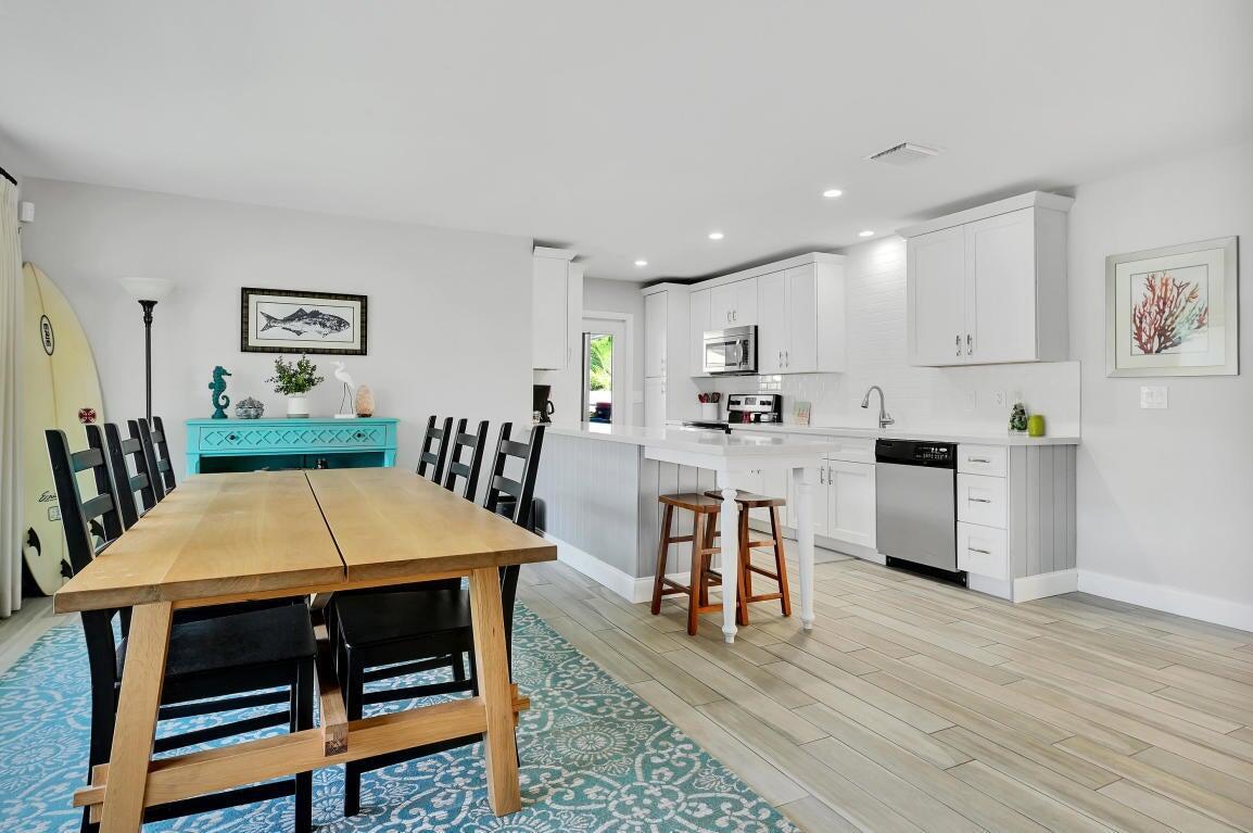 149 SE 27th Way