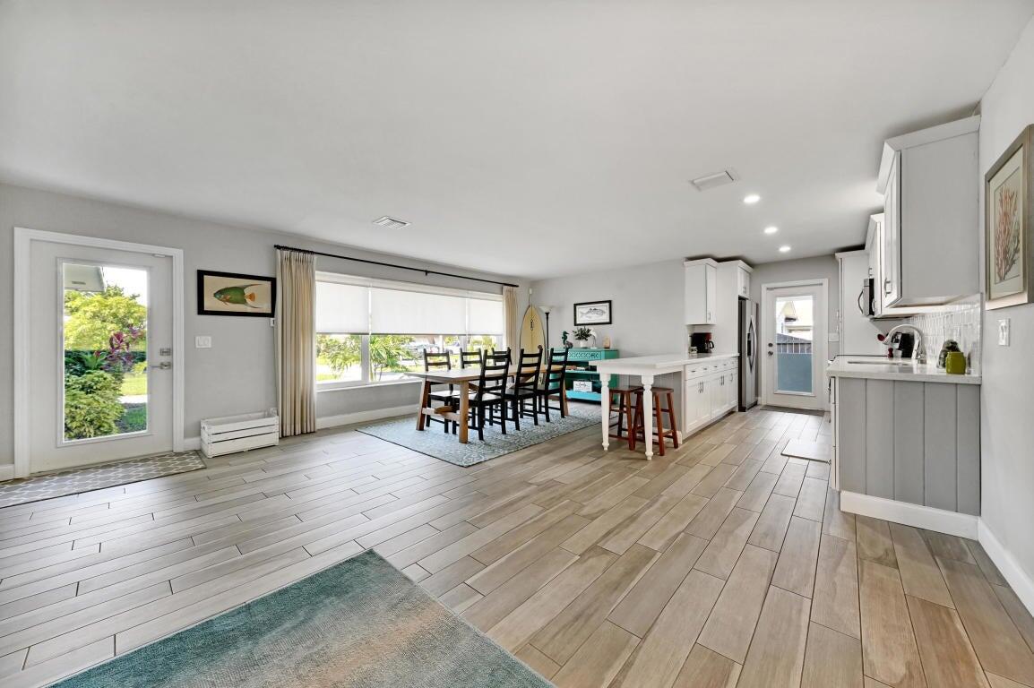 149 SE 27th Way