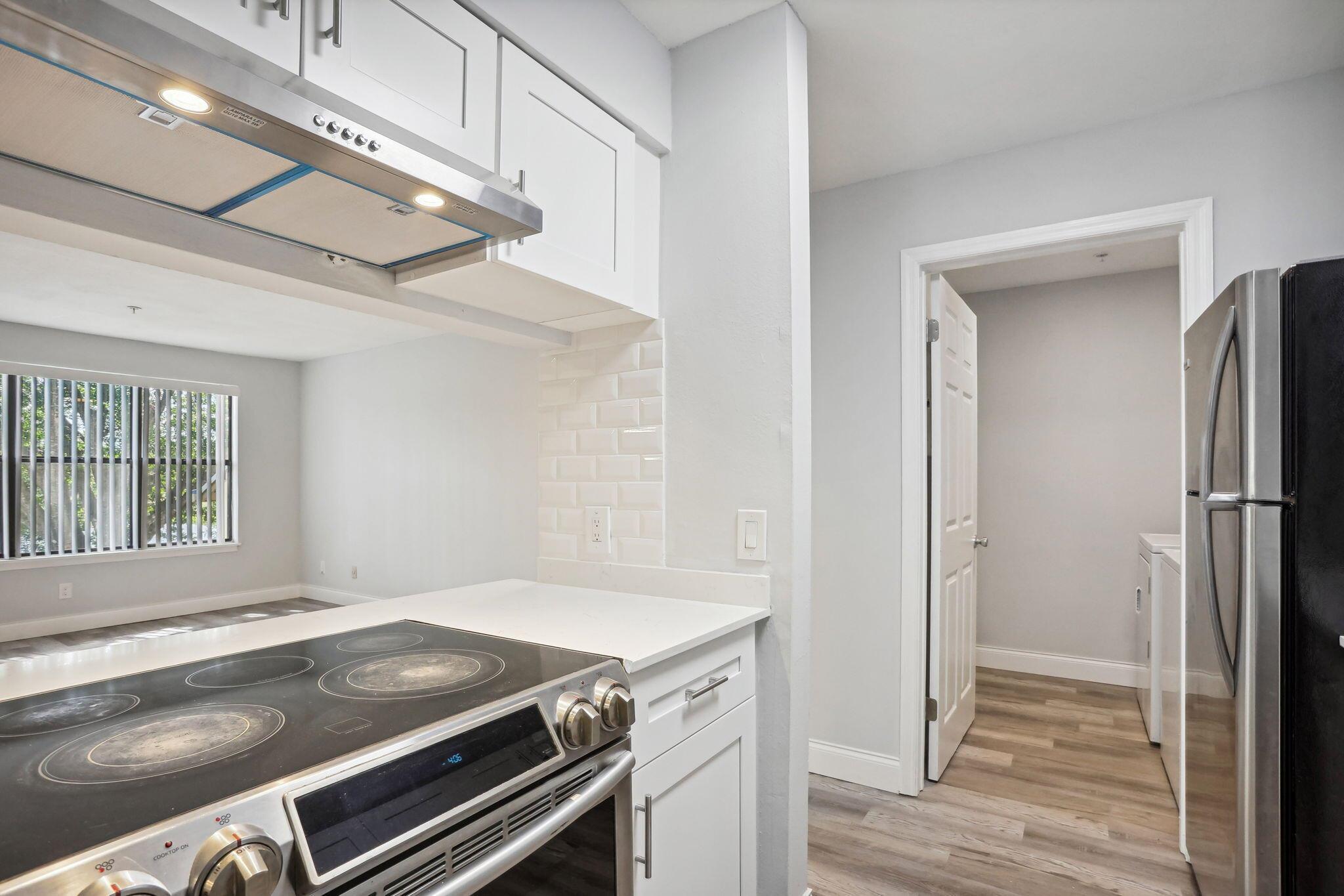 2315 N Congress Avenue 22