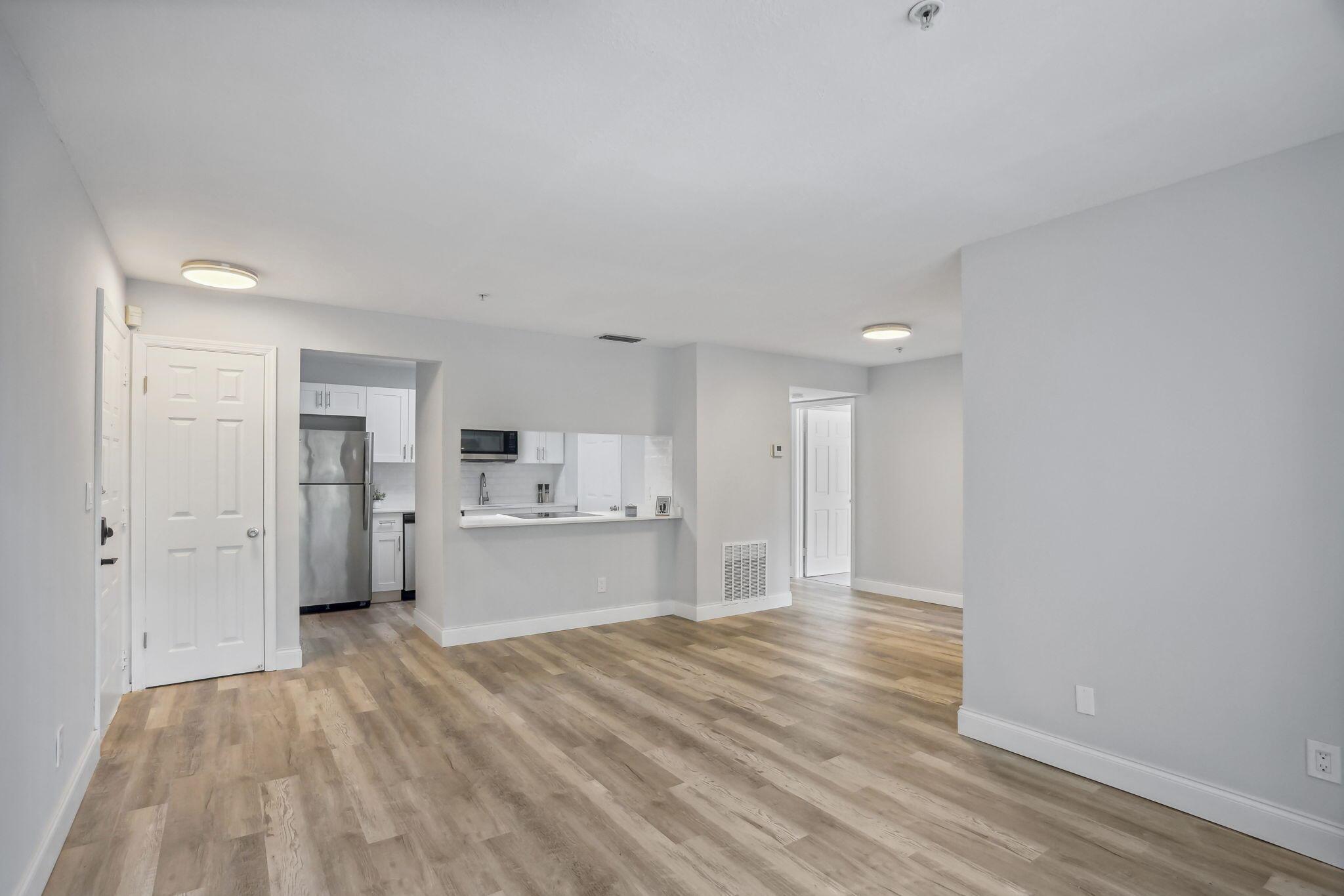 2315 N Congress Avenue 22