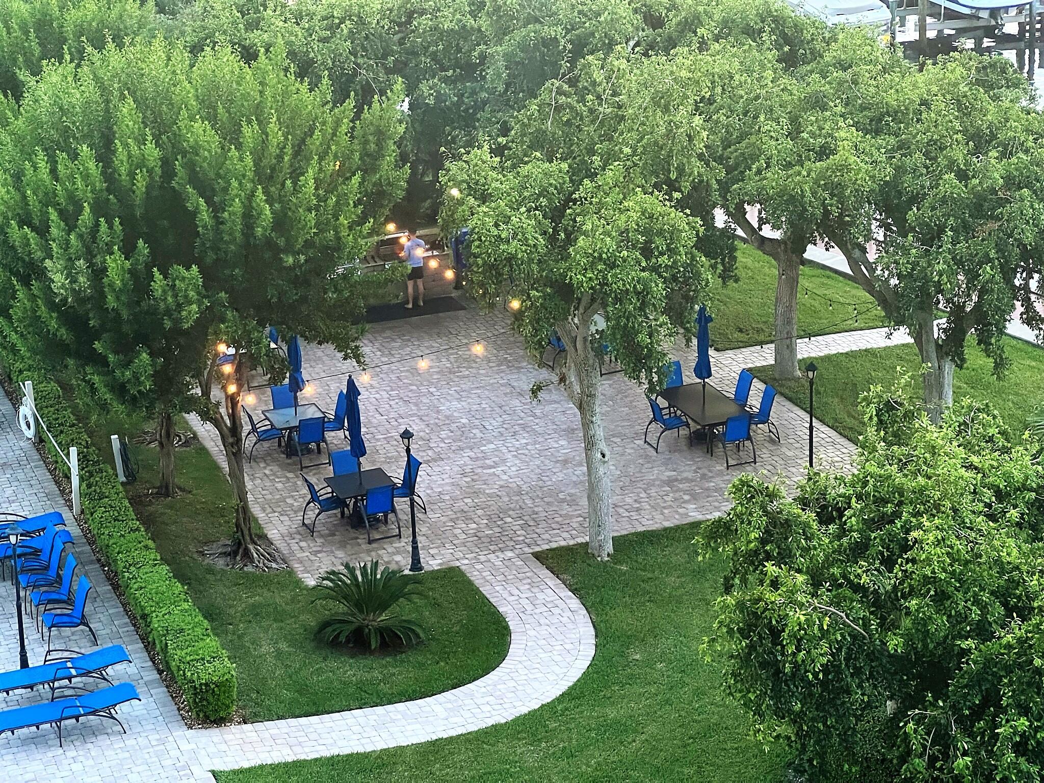 2121 N Ocean Boulevard 609w