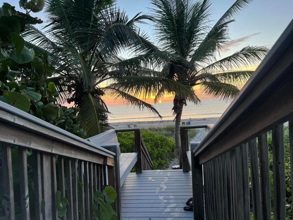 2121 N Ocean Boulevard 609w