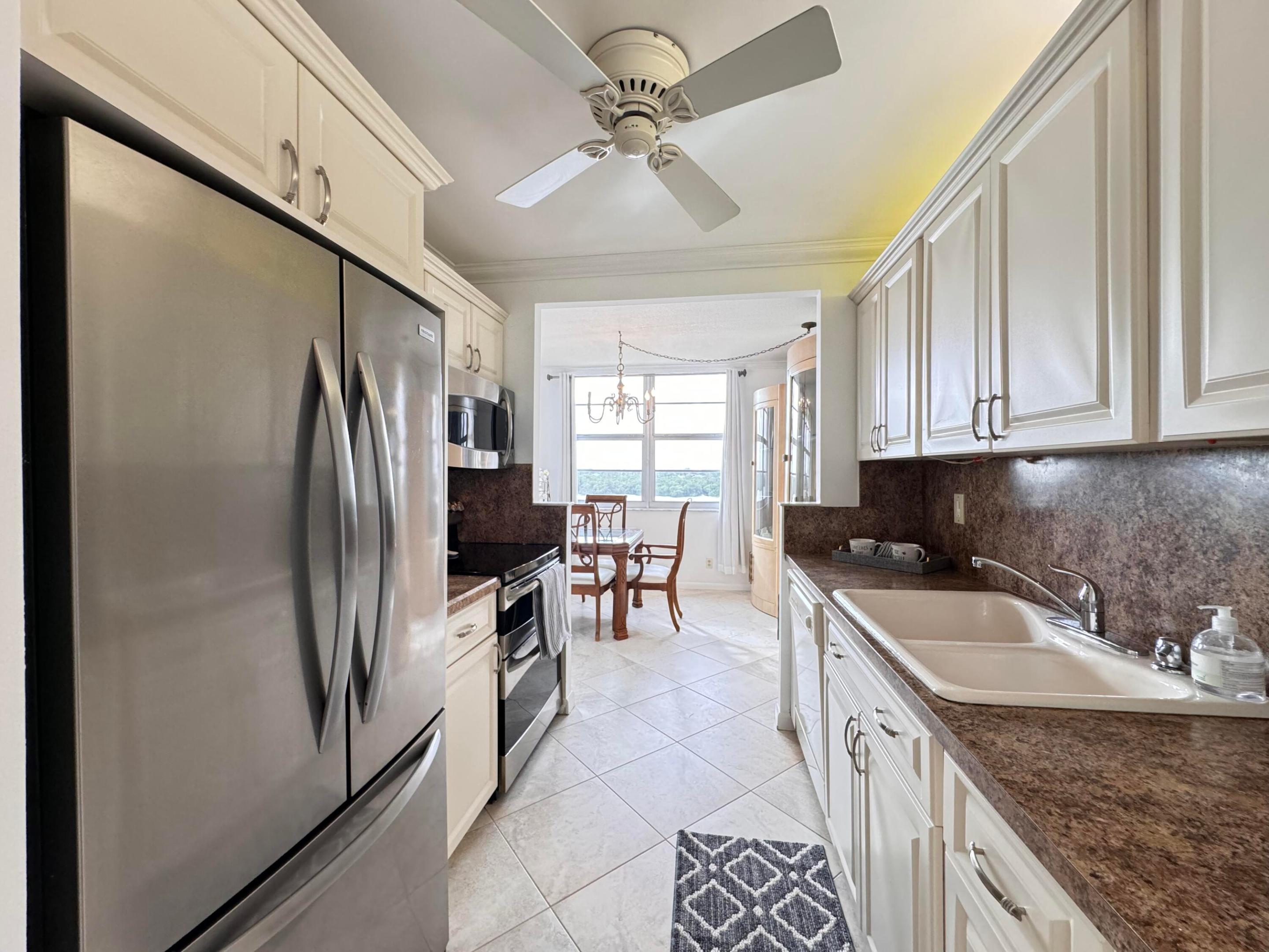 2121 N Ocean Boulevard 609w