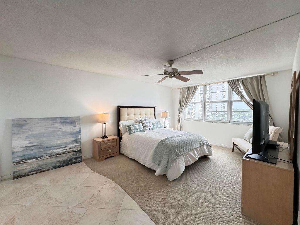 2121 N Ocean Boulevard 609w