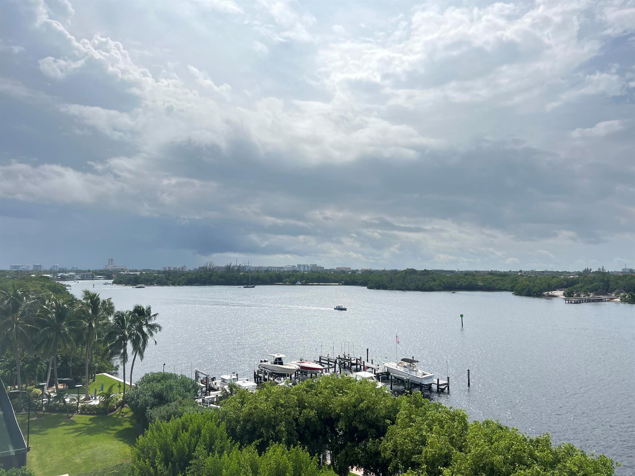 2121 N Ocean Boulevard 609w