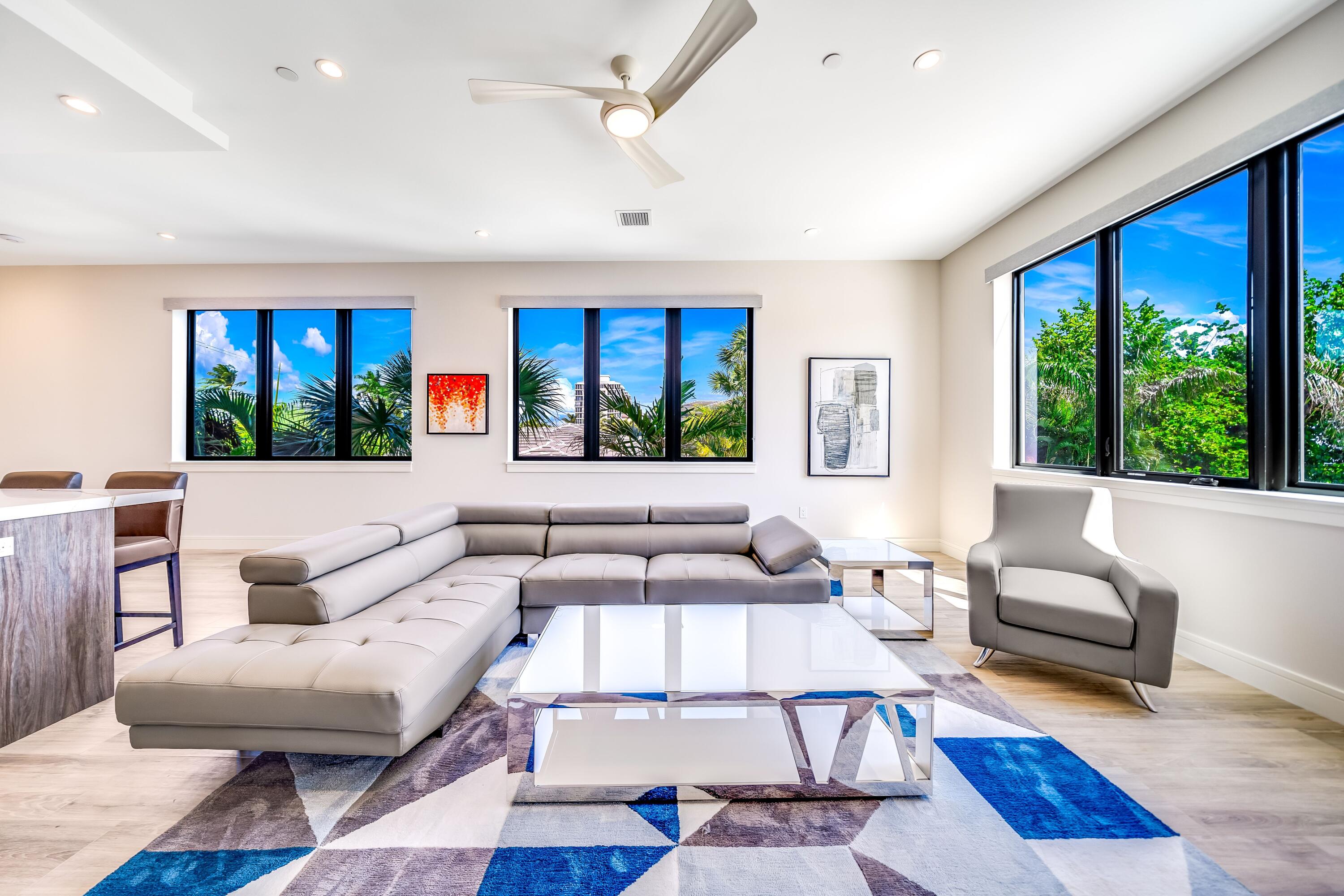 405 SE 6th Avenue 201