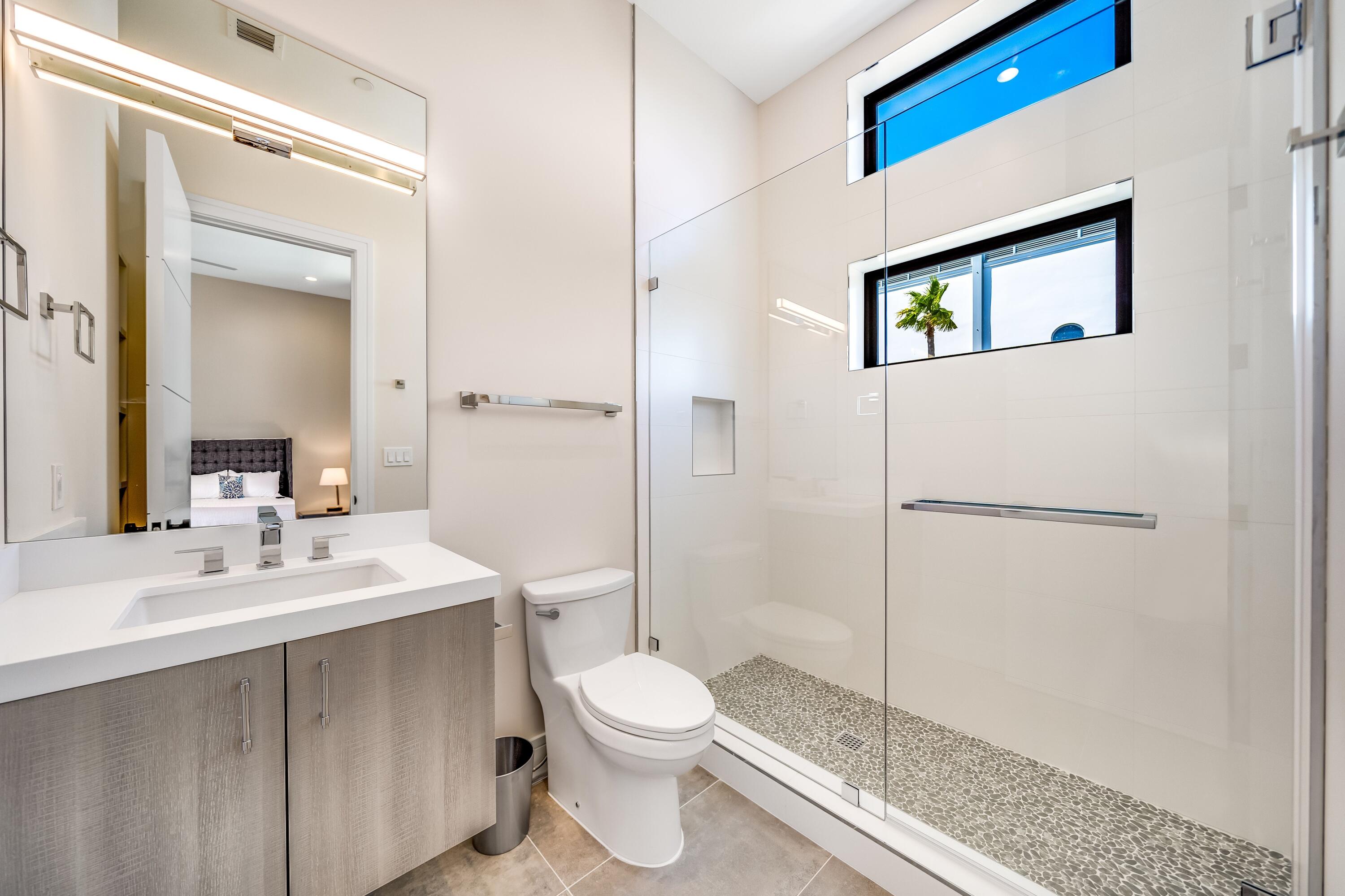 405 SE 6th Avenue 201