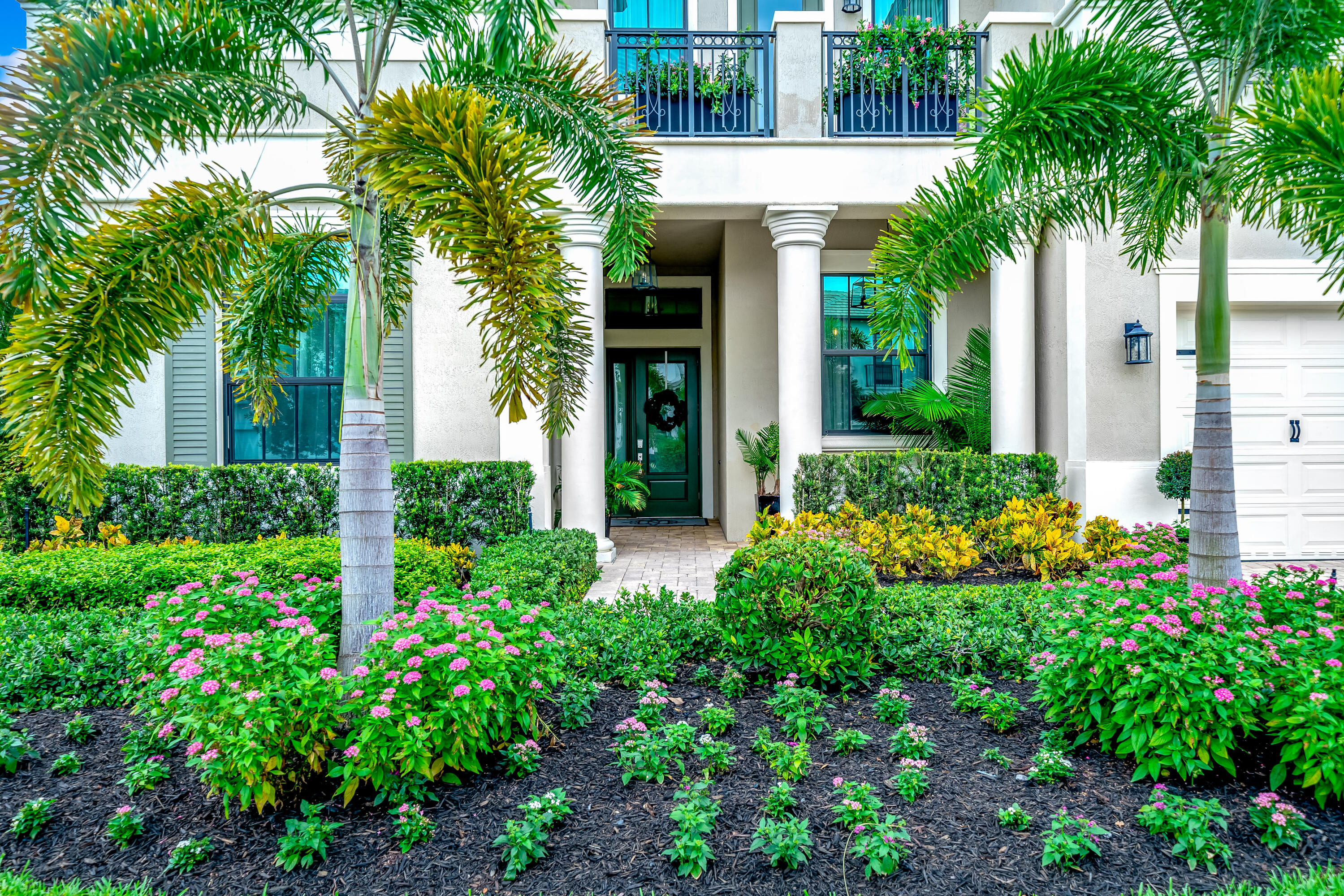 8155 Grand Prix Lane