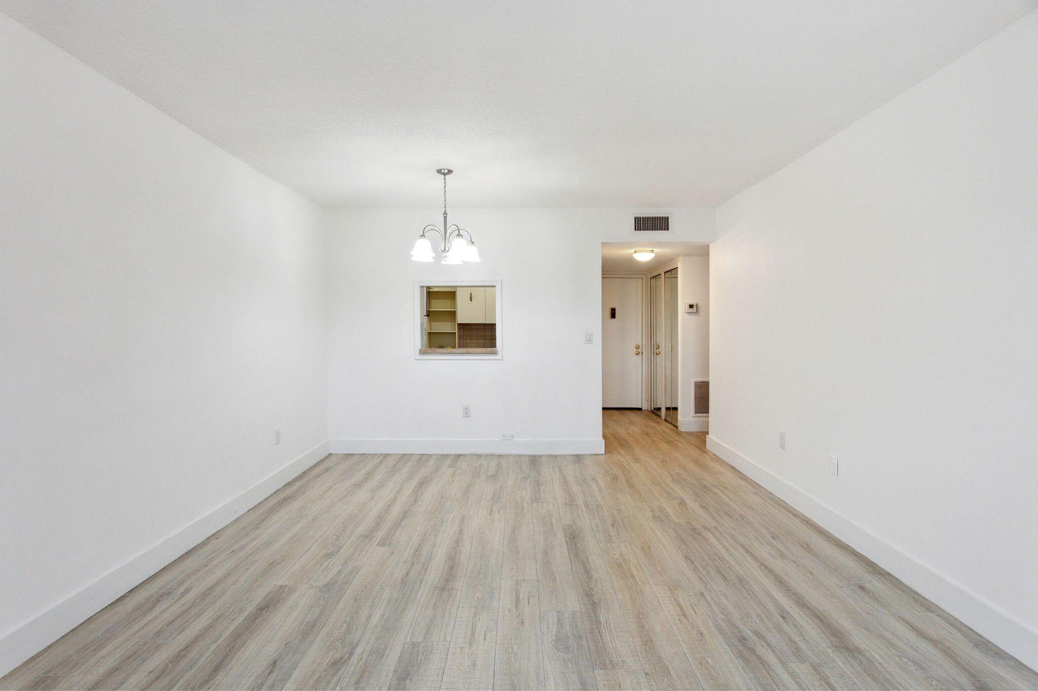 4354 NW 9th Avenue 13-3d