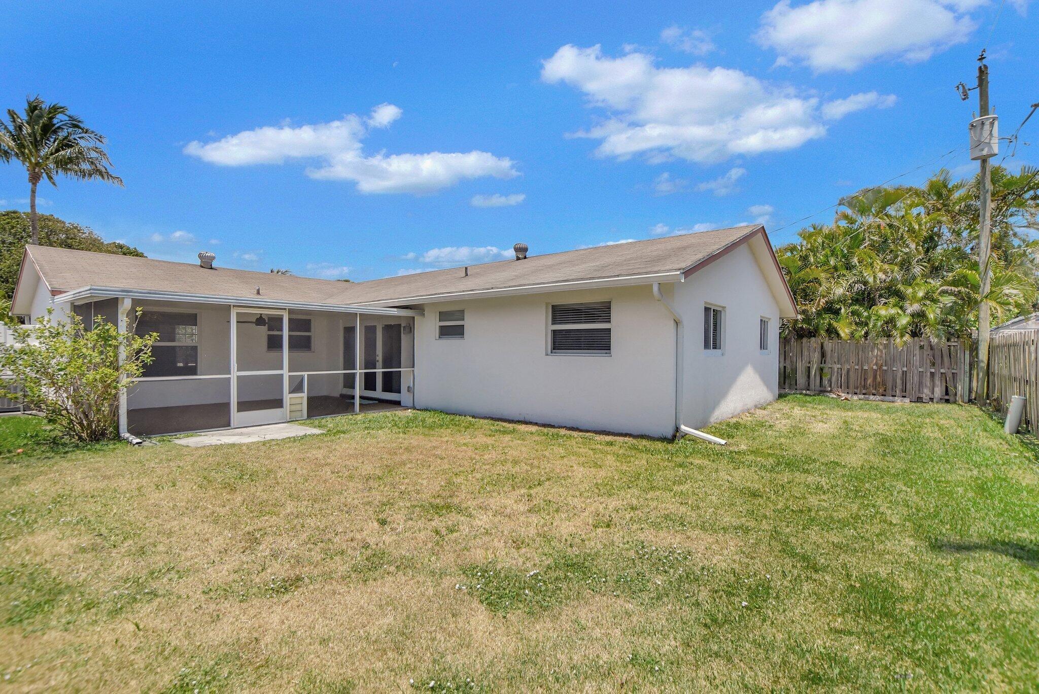 3290 SW 1st Court, Deerfield Beach FL 33442