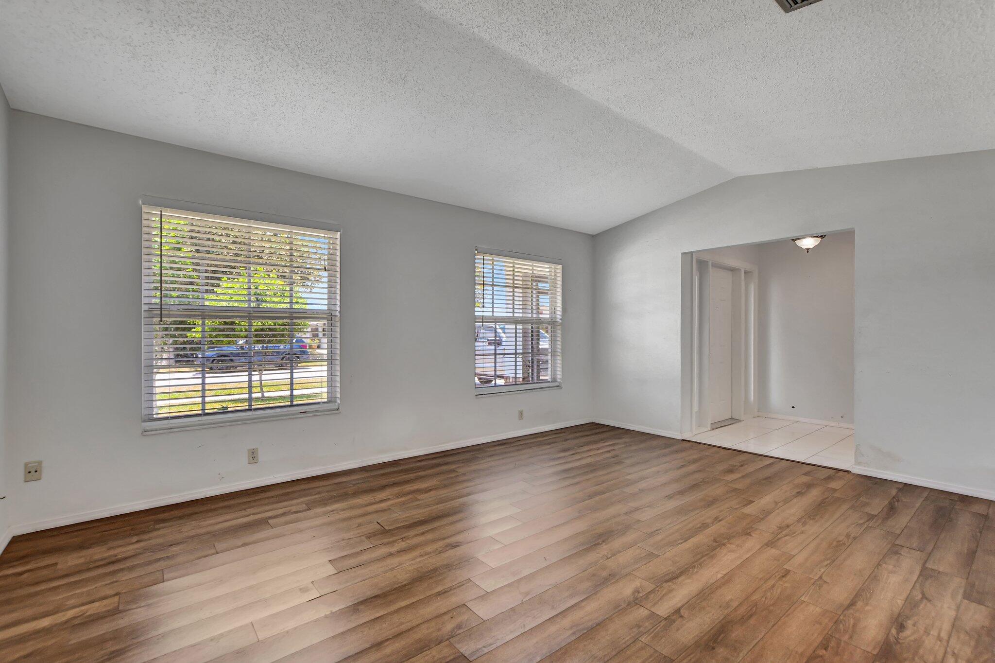 3290 SW 1st Court, Deerfield Beach FL 33442