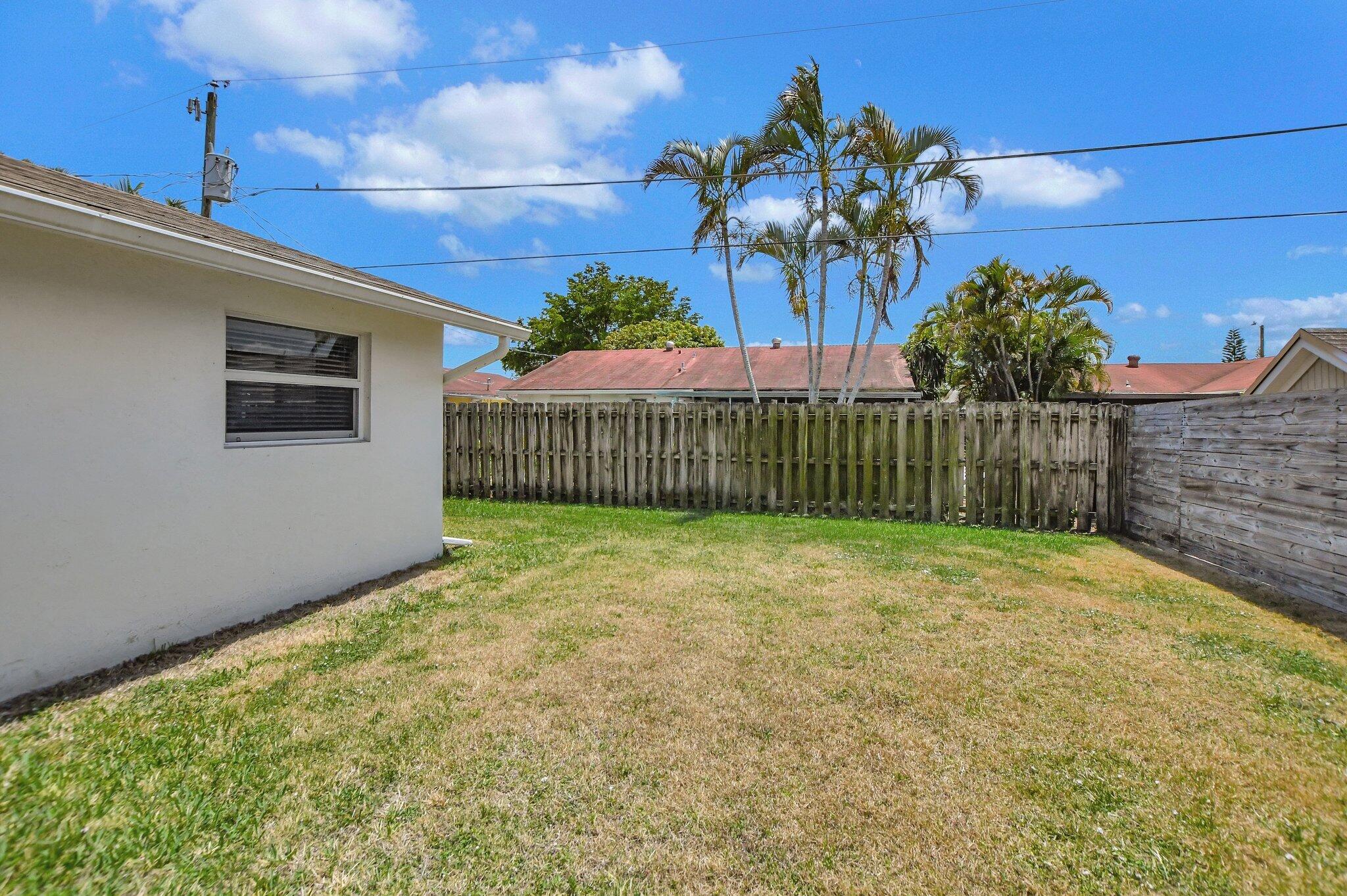 3290 SW 1st Court, Deerfield Beach FL 33442