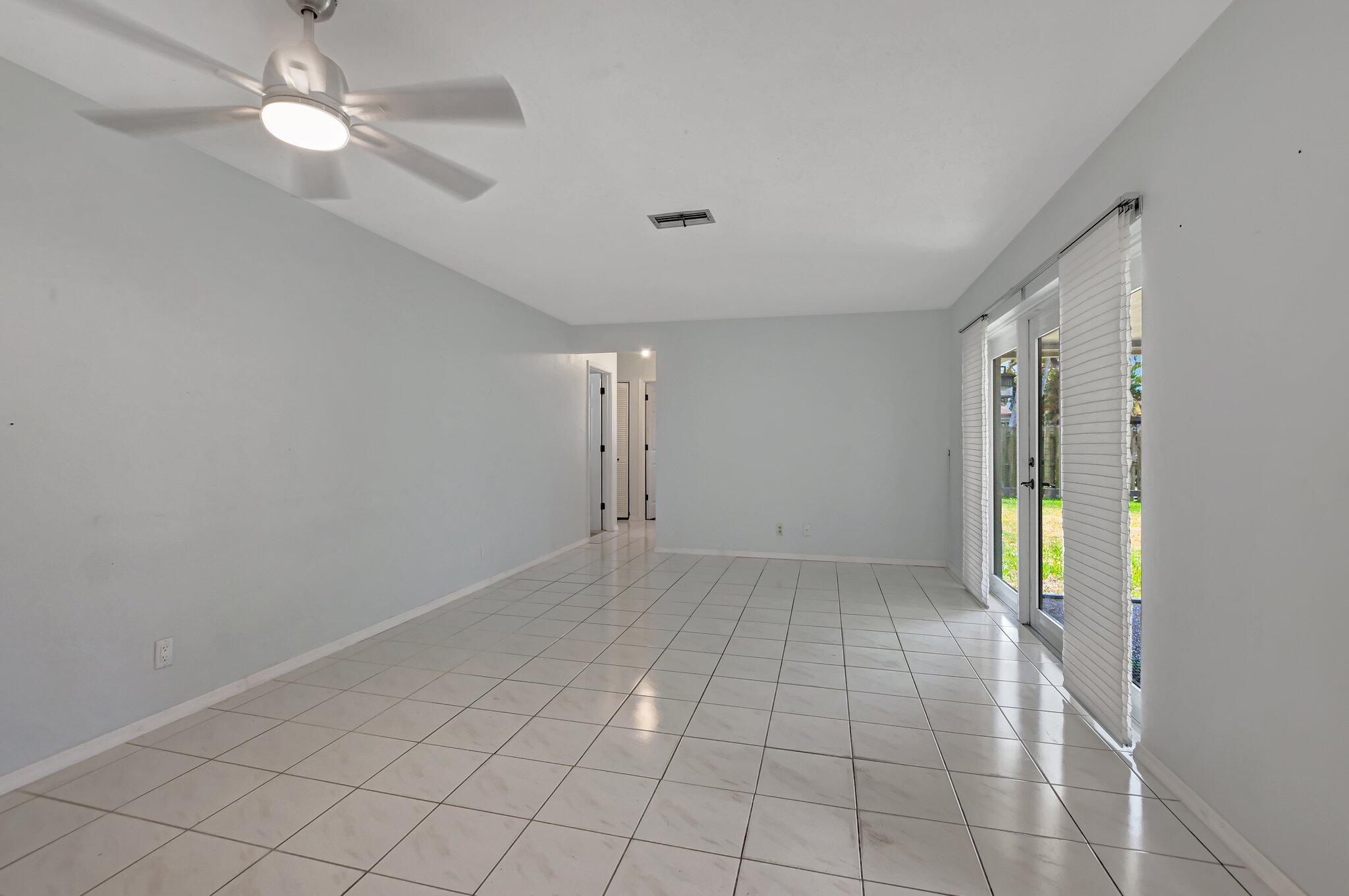 3290 SW 1st Court, Deerfield Beach FL 33442