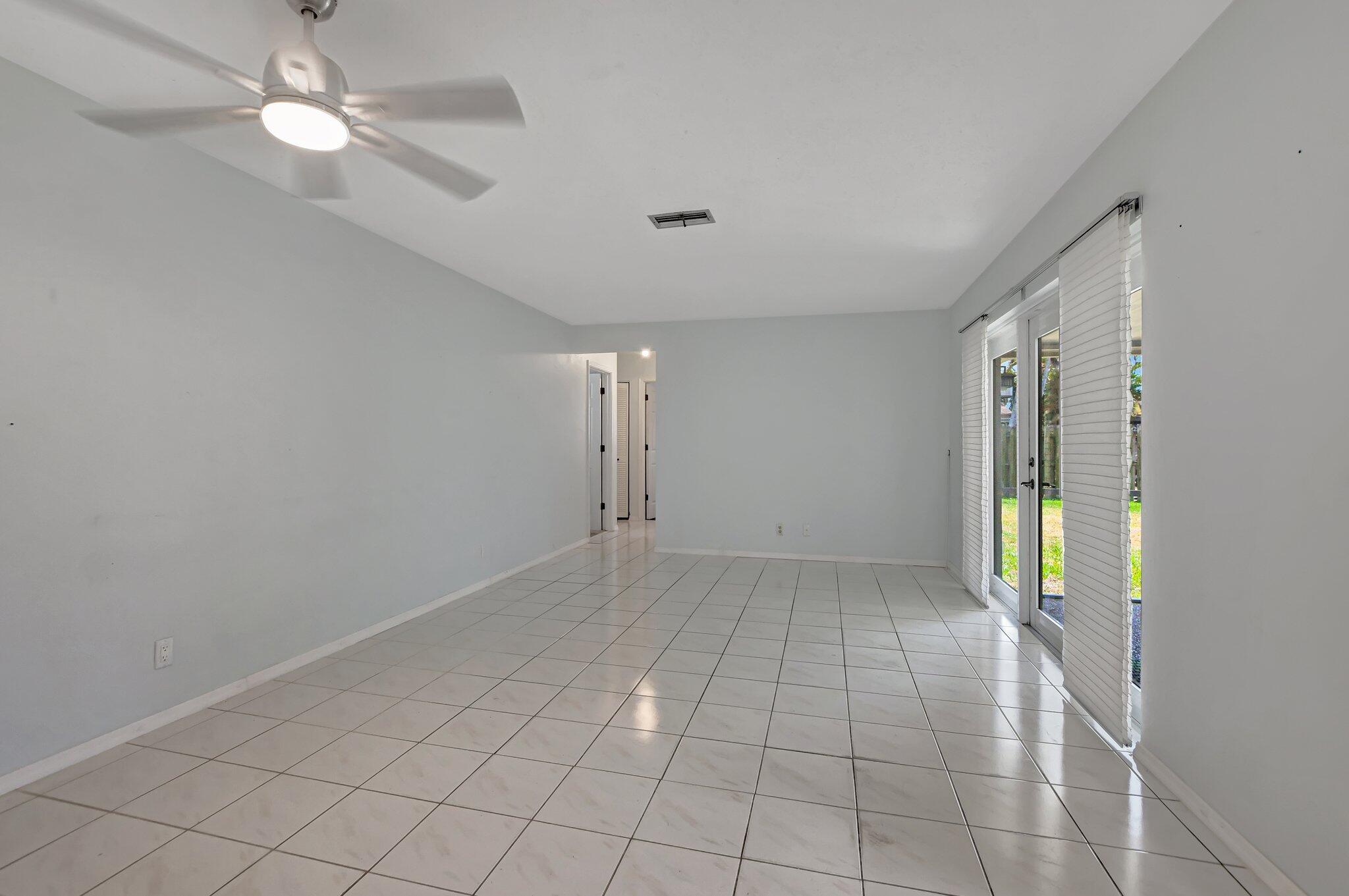 3290 SW 1st Court, Deerfield Beach FL 33442
