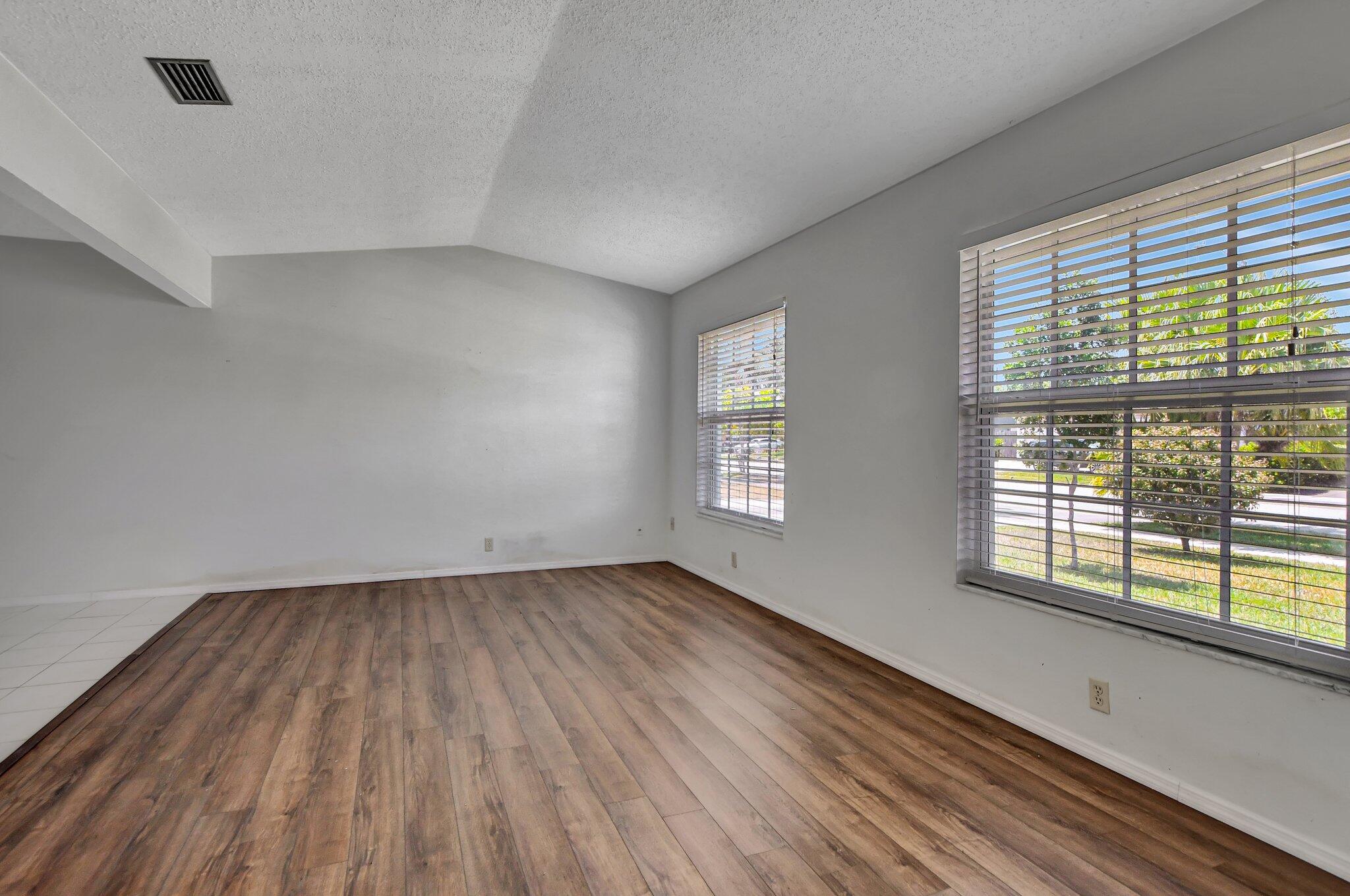 3290 SW 1st Court, Deerfield Beach FL 33442