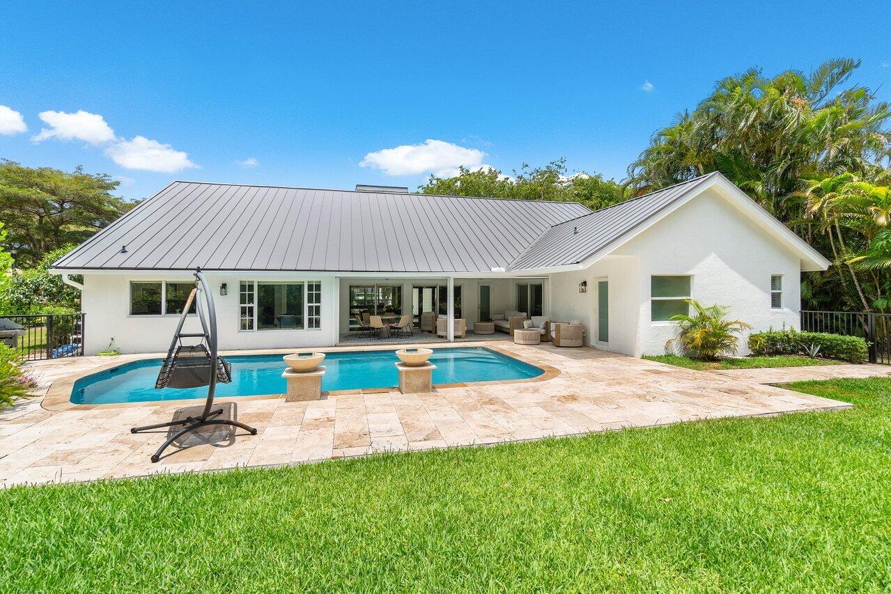 1305 Parkside Circle S