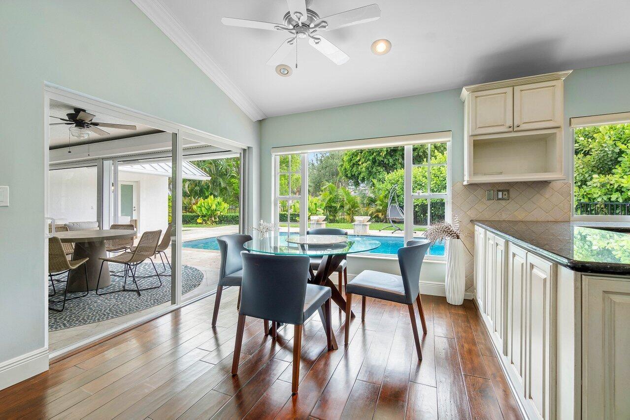 1305 Parkside Circle S