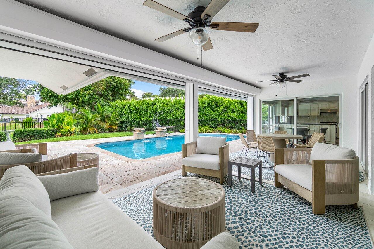 1305 Parkside Circle S