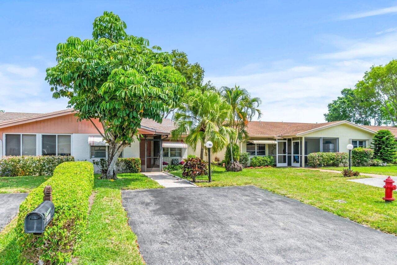 6069 La Palma Lane