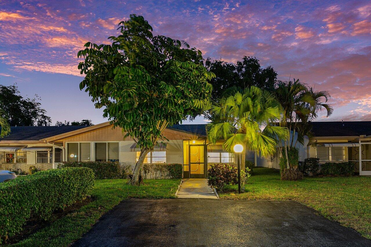 6069 La Palma Lane