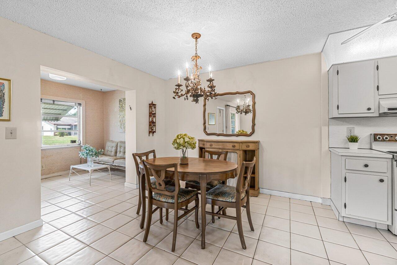 6069 La Palma Lane