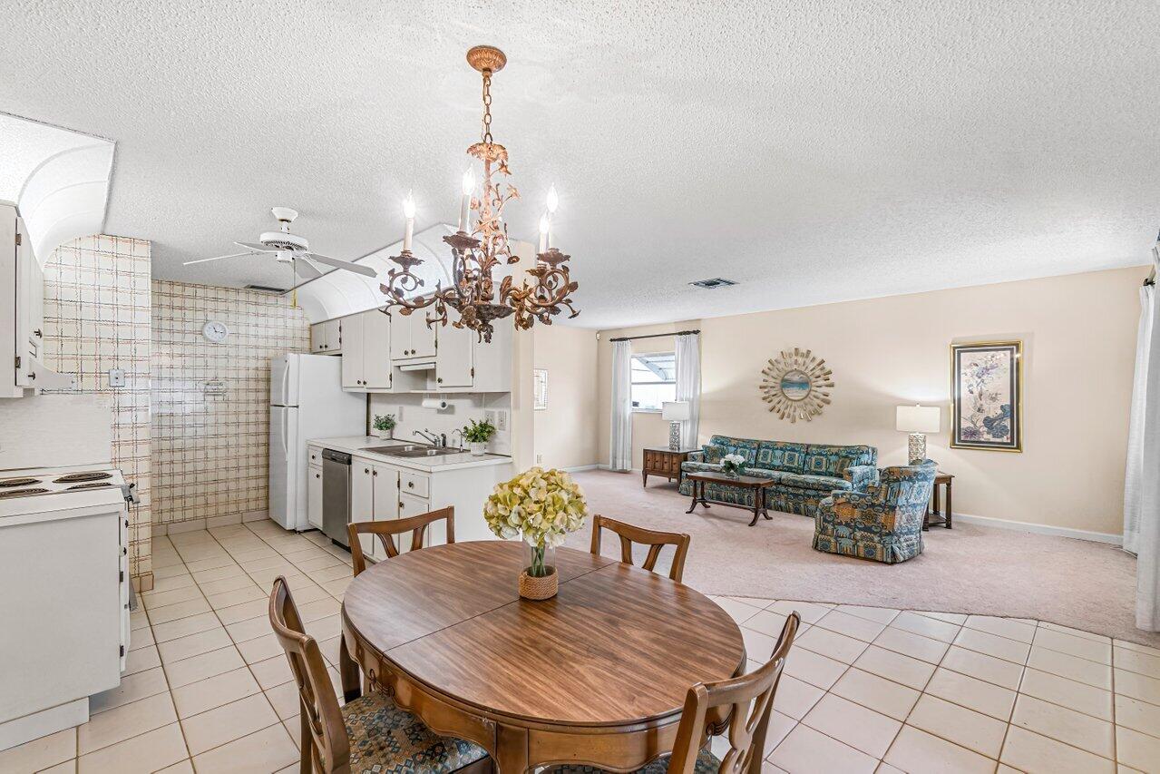 6069 La Palma Lane