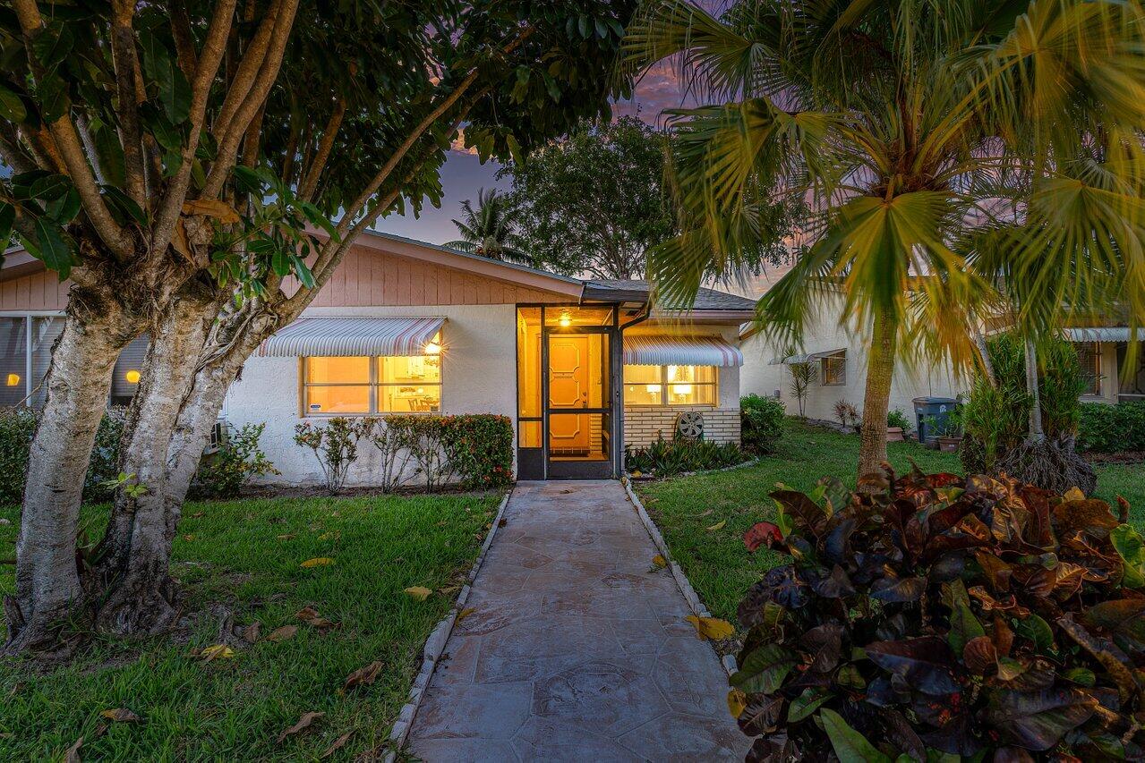6069 La Palma Lane