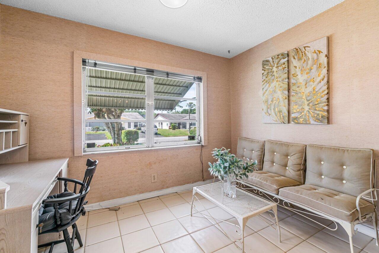6069 La Palma Lane