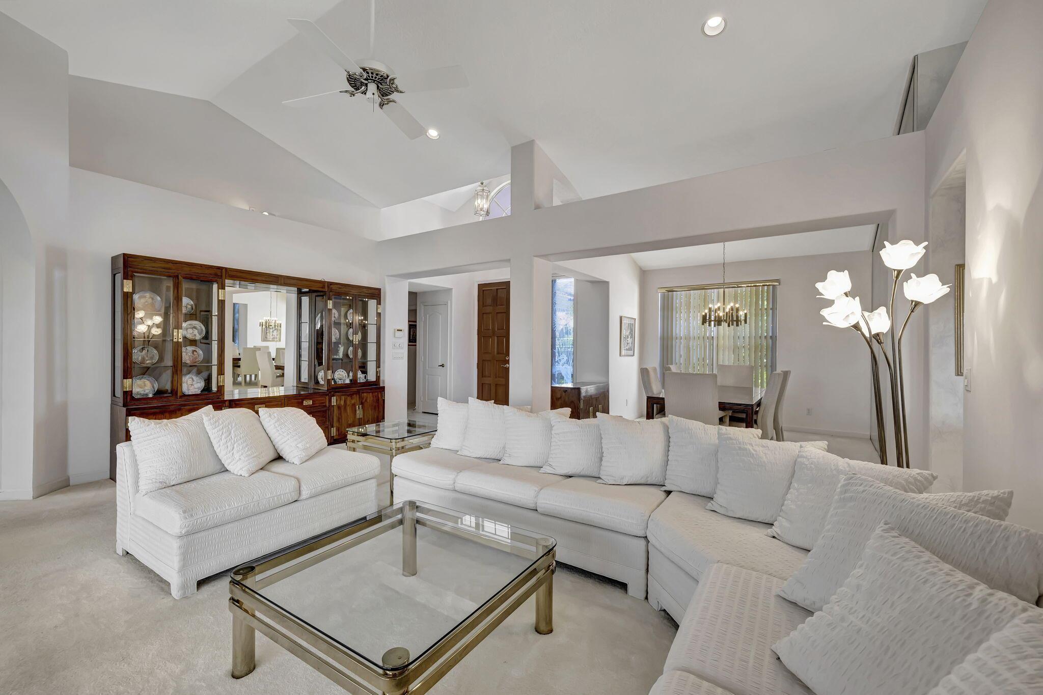 7677 Dorchester Road