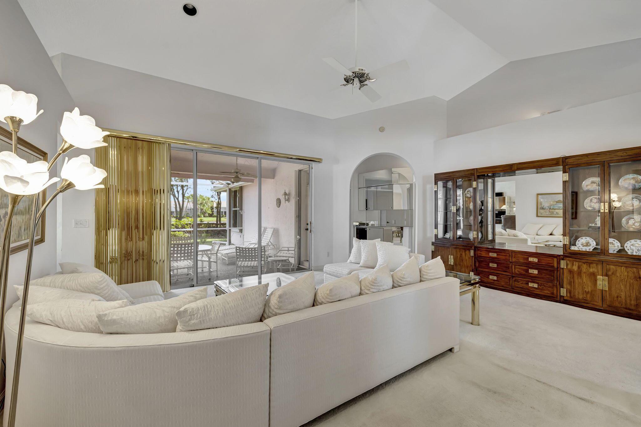 7677 Dorchester Road