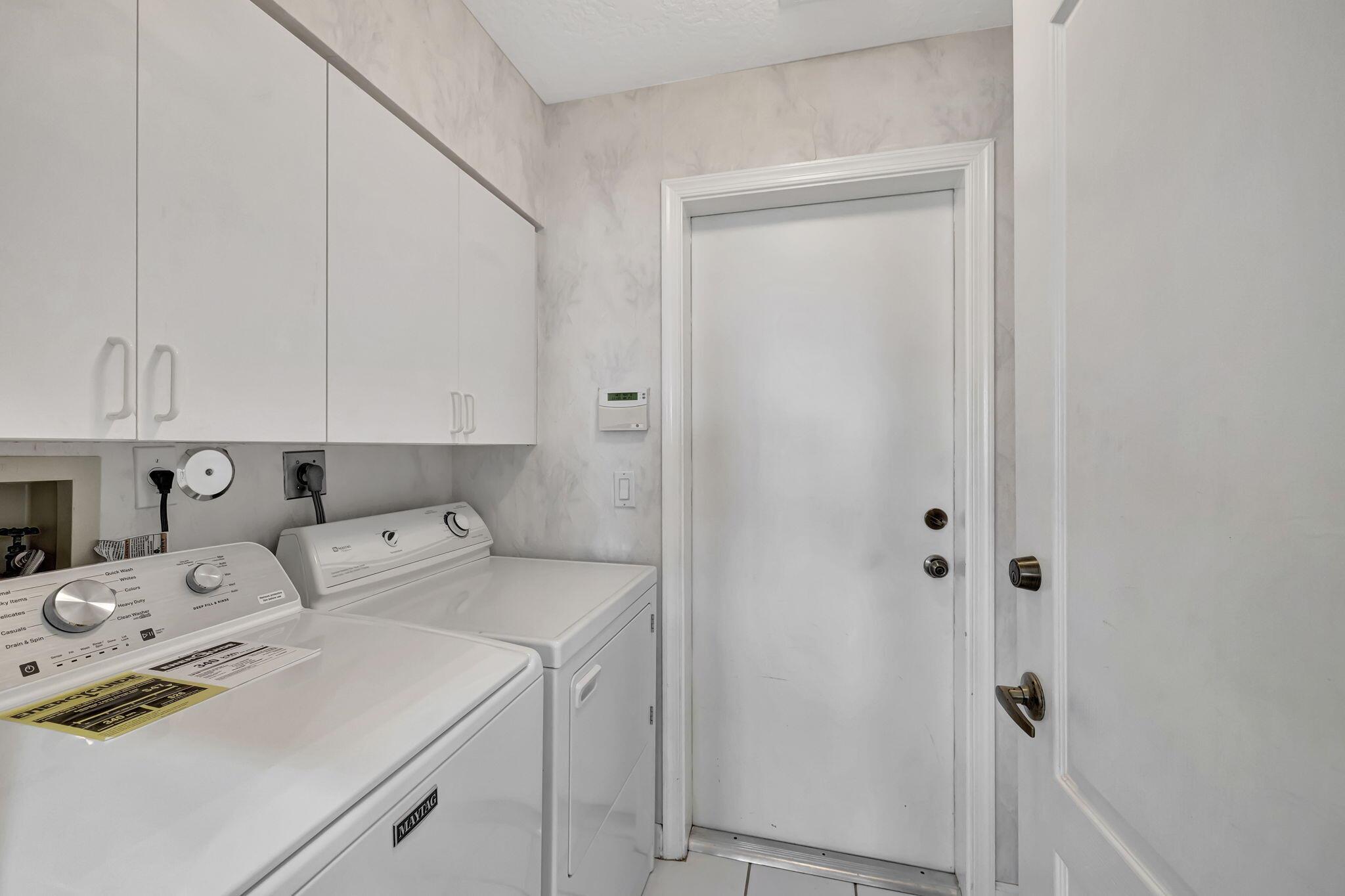 7677 Dorchester Road