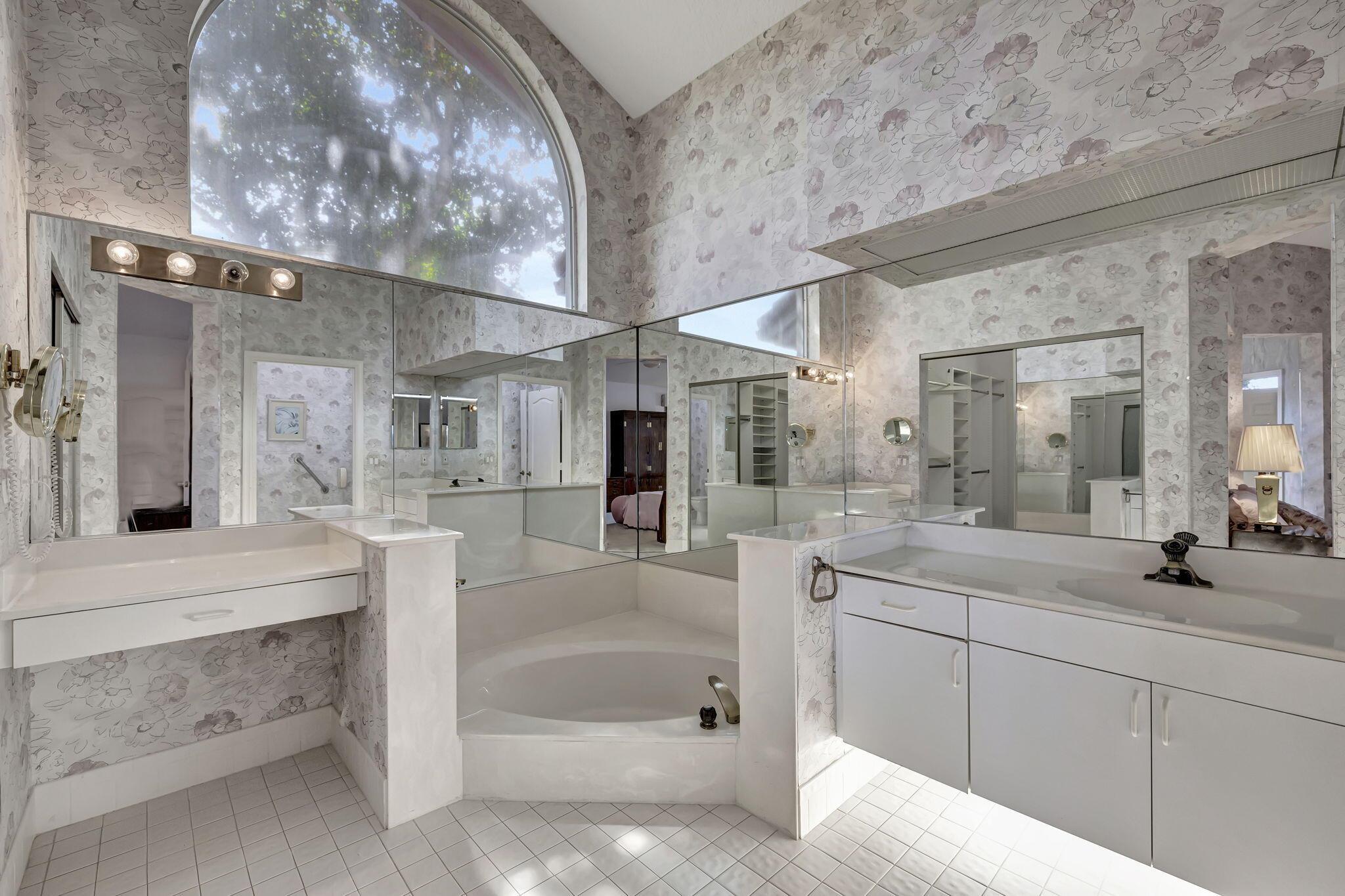 7677 Dorchester Road