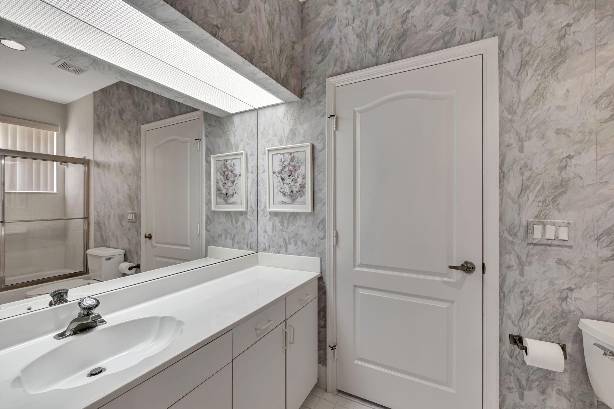 7677 Dorchester Road