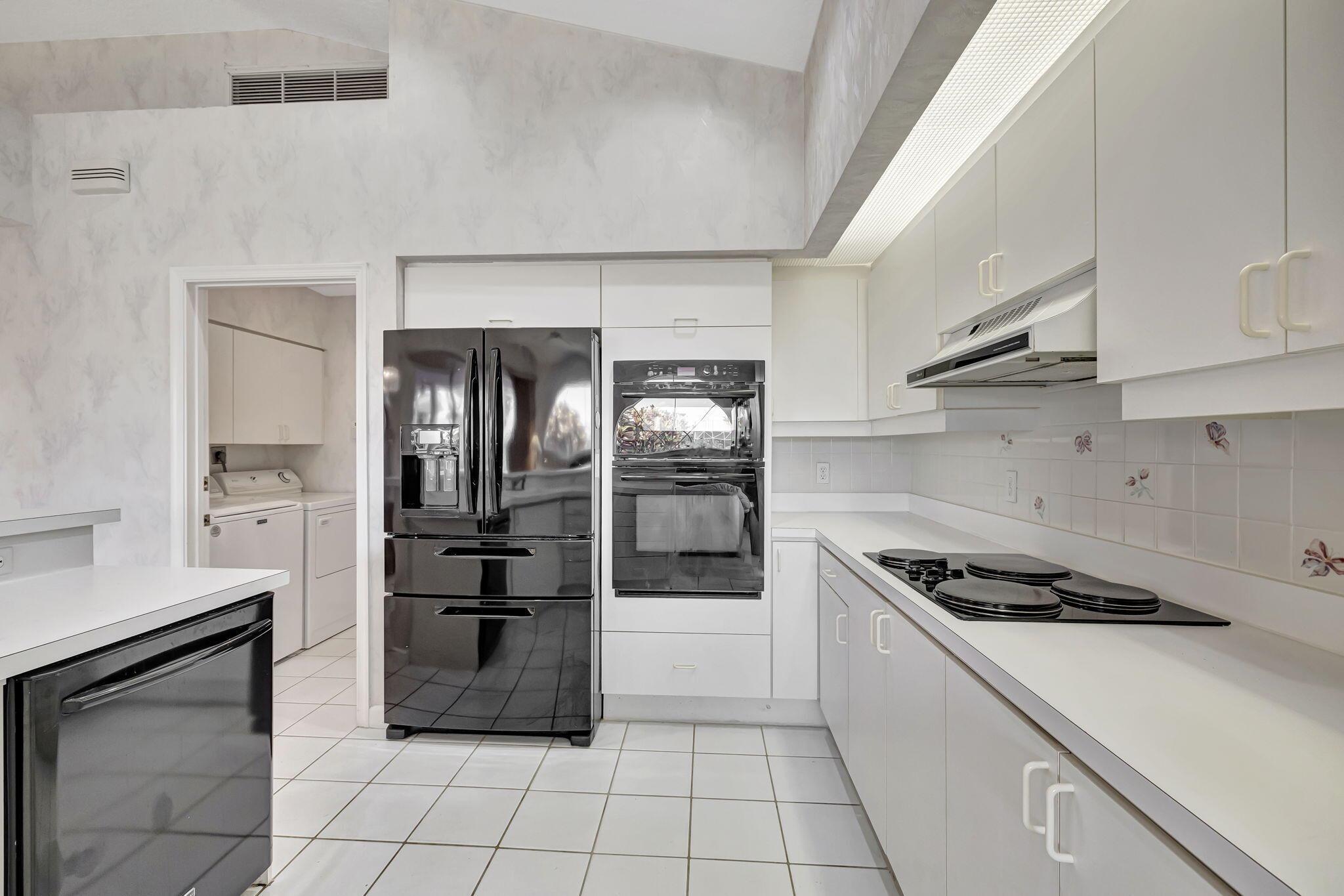 7677 Dorchester Road