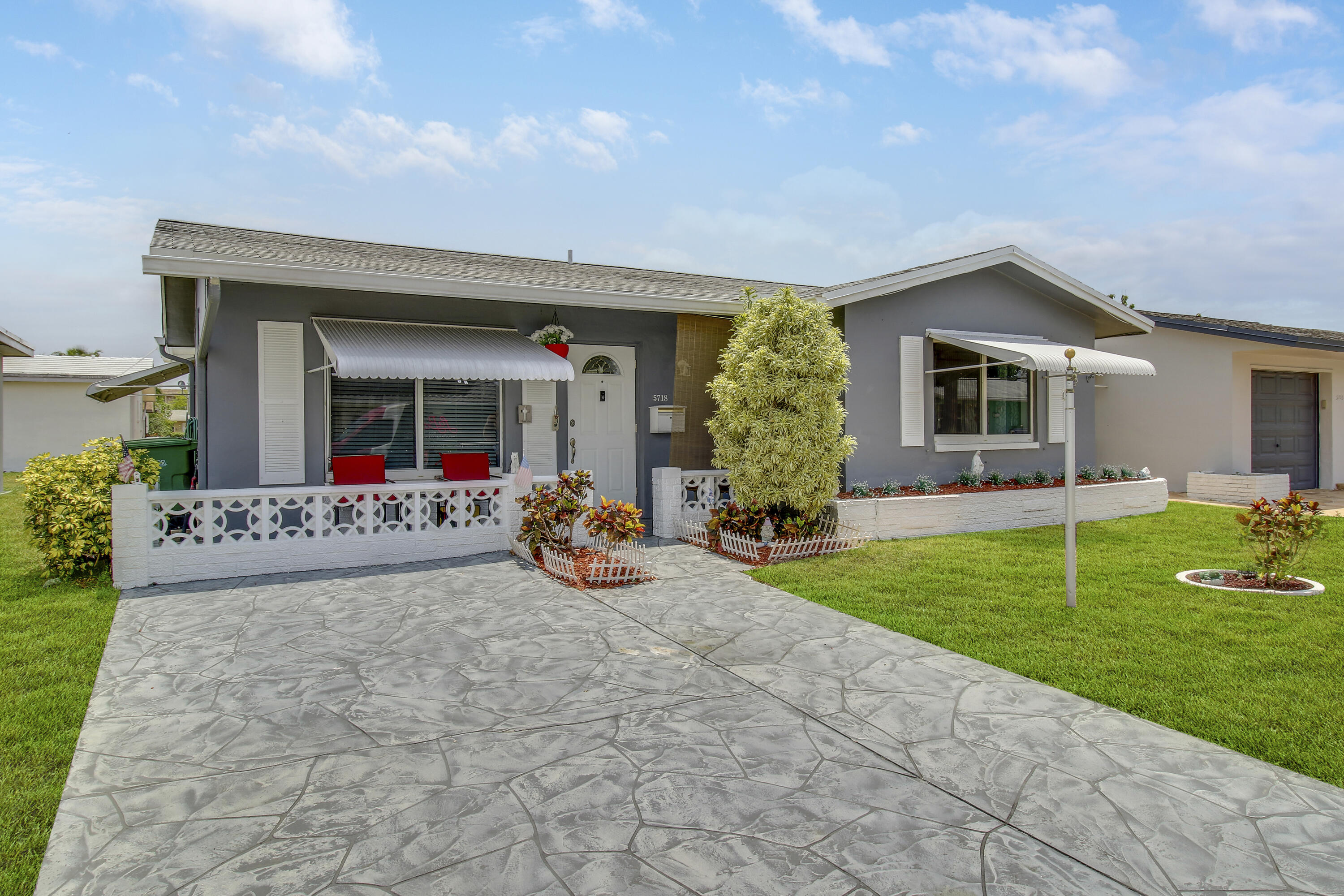 5718 NW 65th Avenue