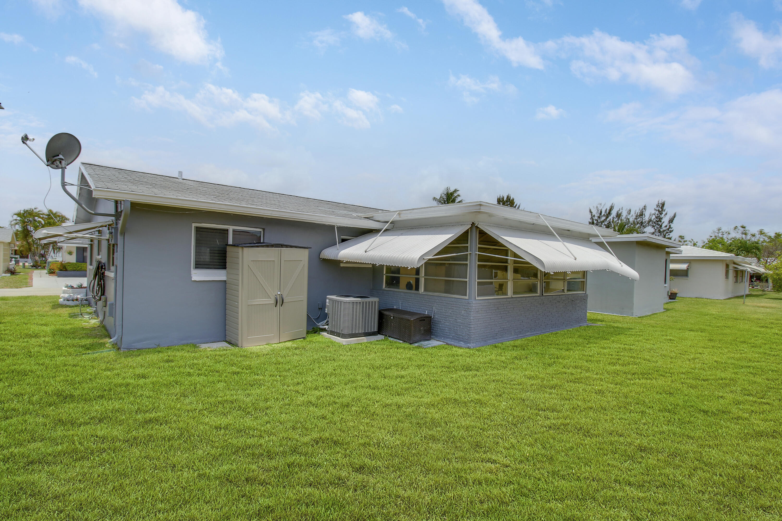 5718 NW 65th Avenue