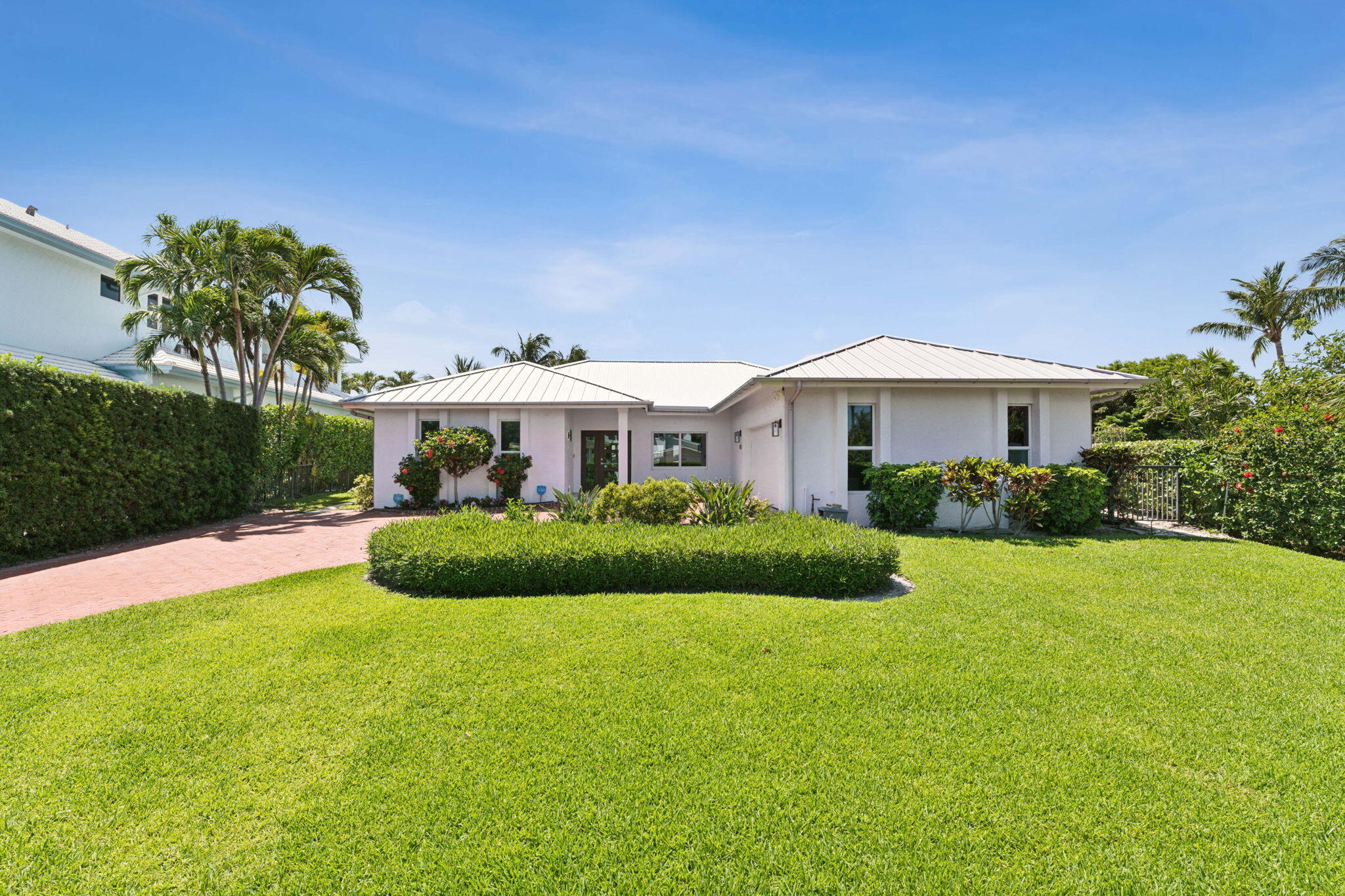 1025 N Atlantic Drive