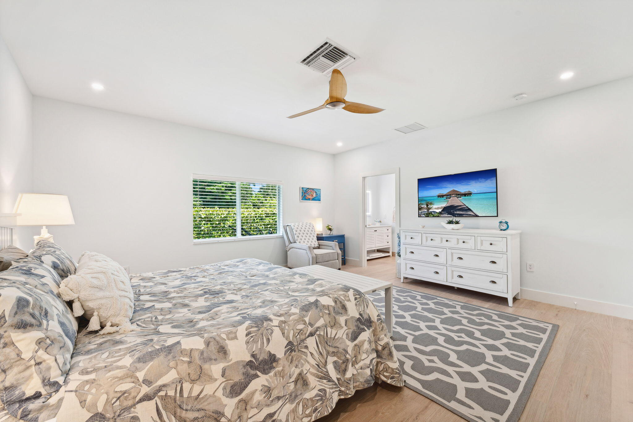 1025 N Atlantic Drive