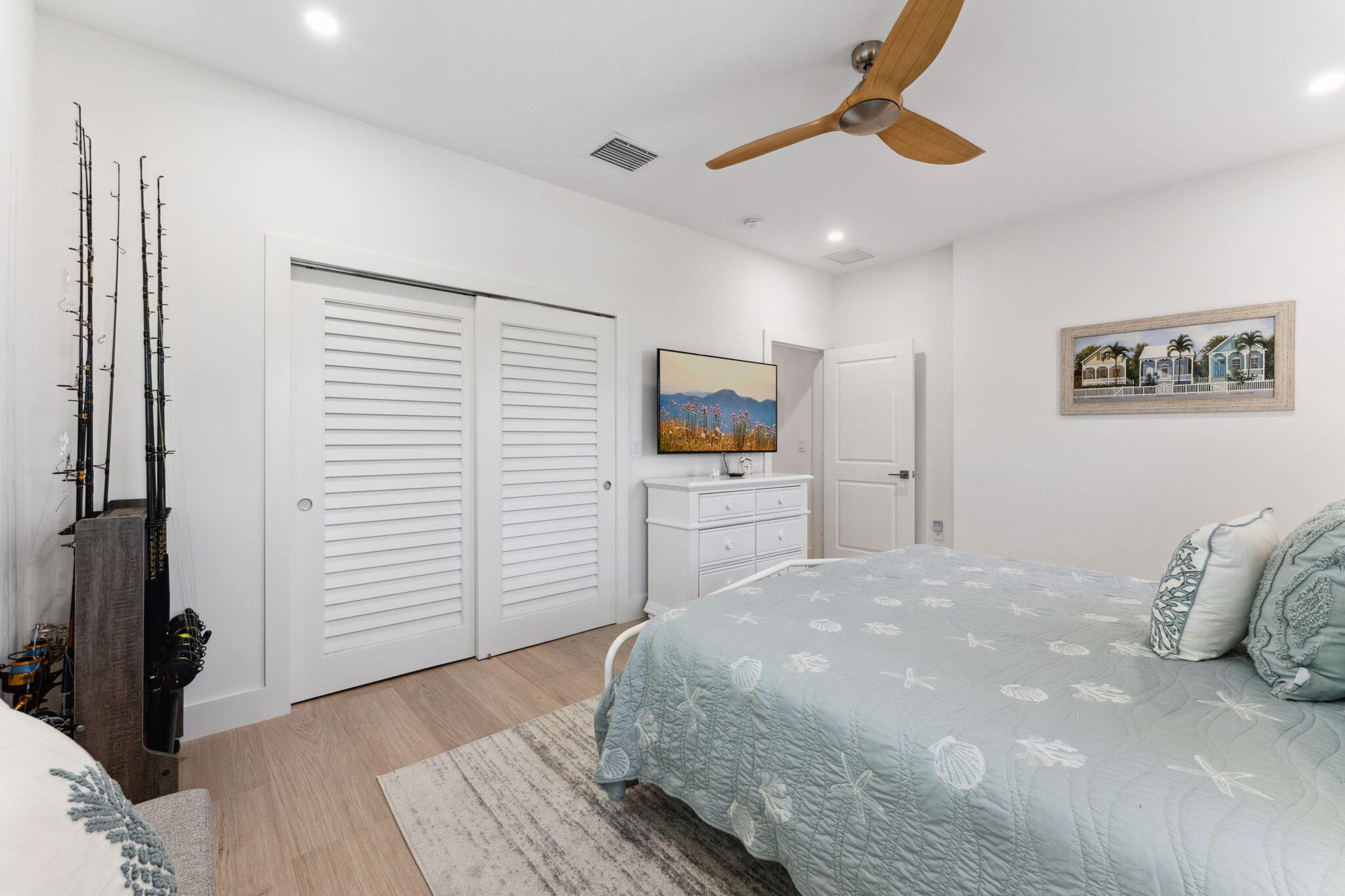 1025 N Atlantic Drive