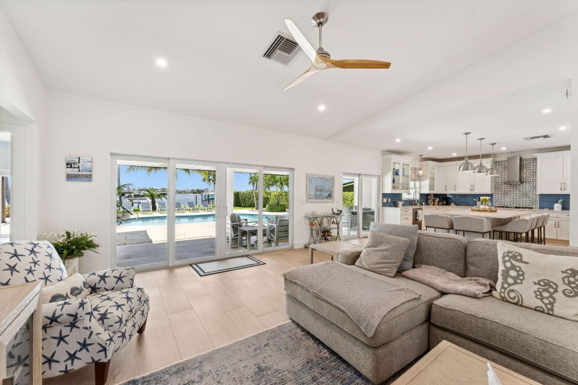 1025 N Atlantic Drive