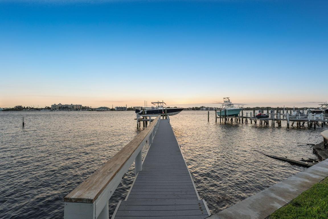 1025 N Atlantic Drive