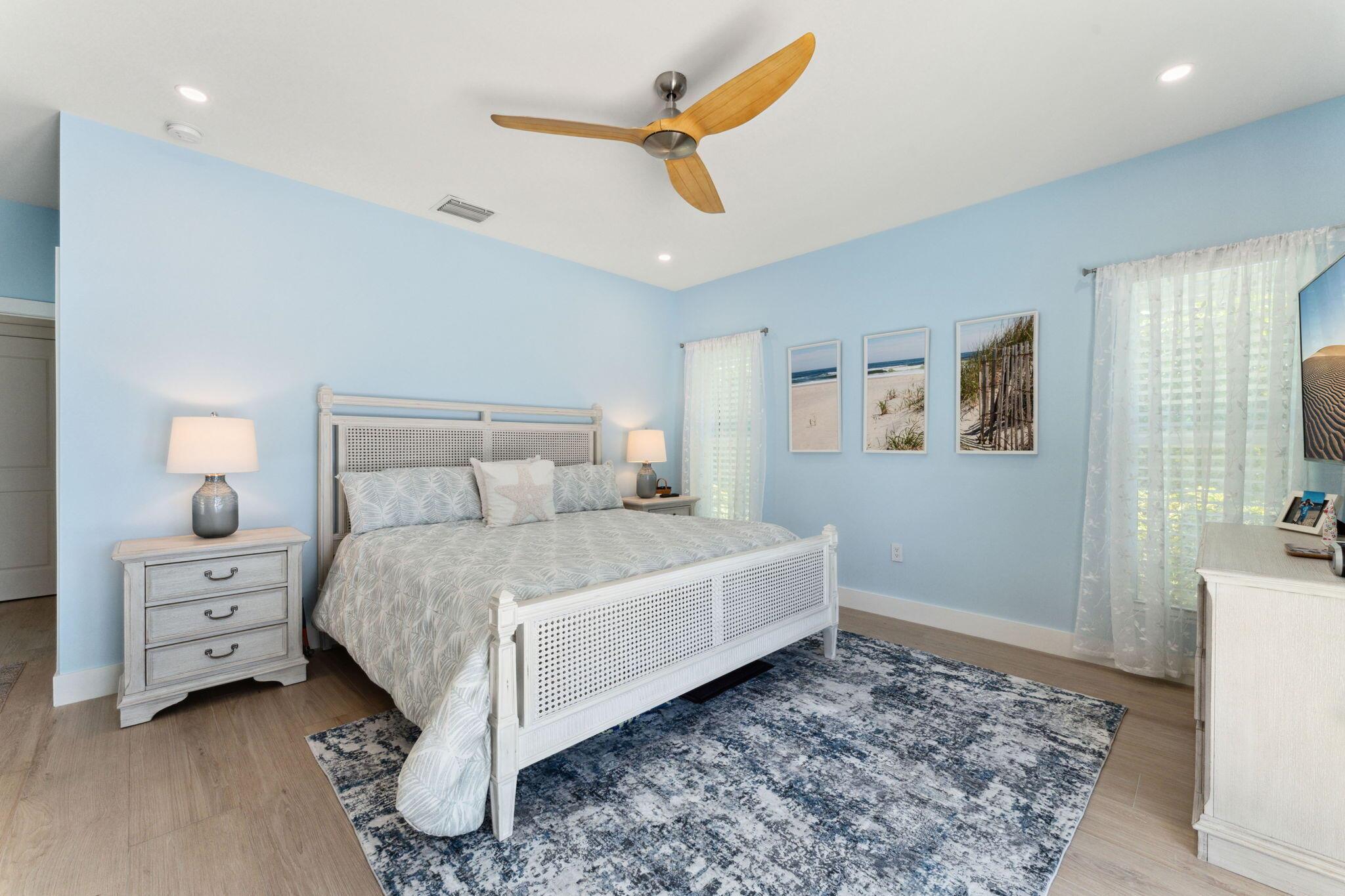 1025 N Atlantic Drive