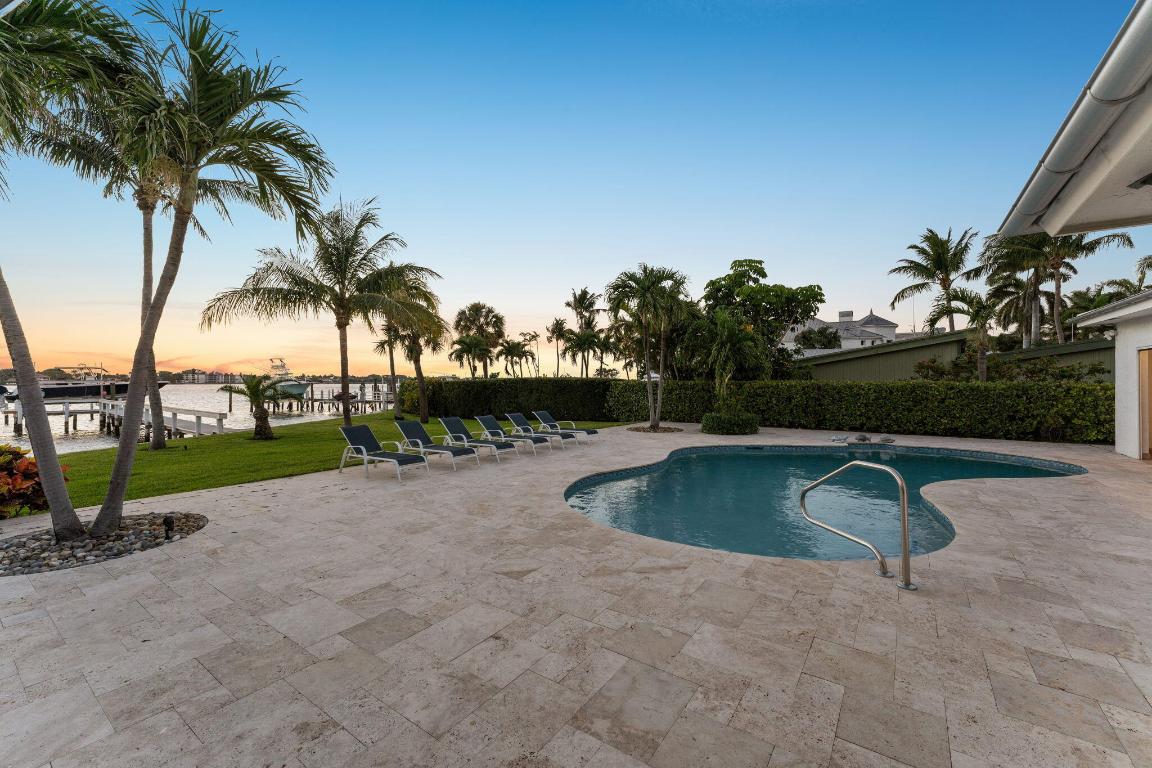 1025 N Atlantic Drive