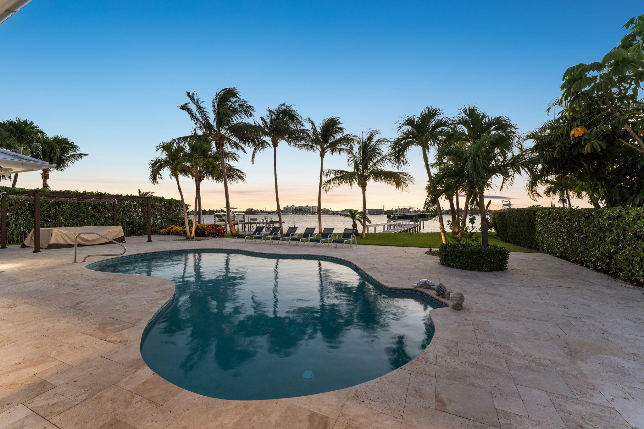 1025 N Atlantic Drive