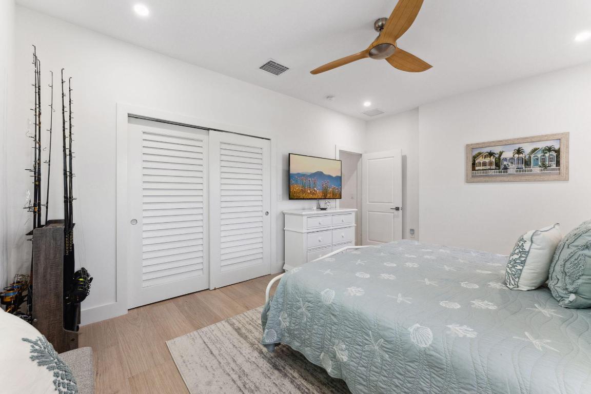 1025 N Atlantic Drive