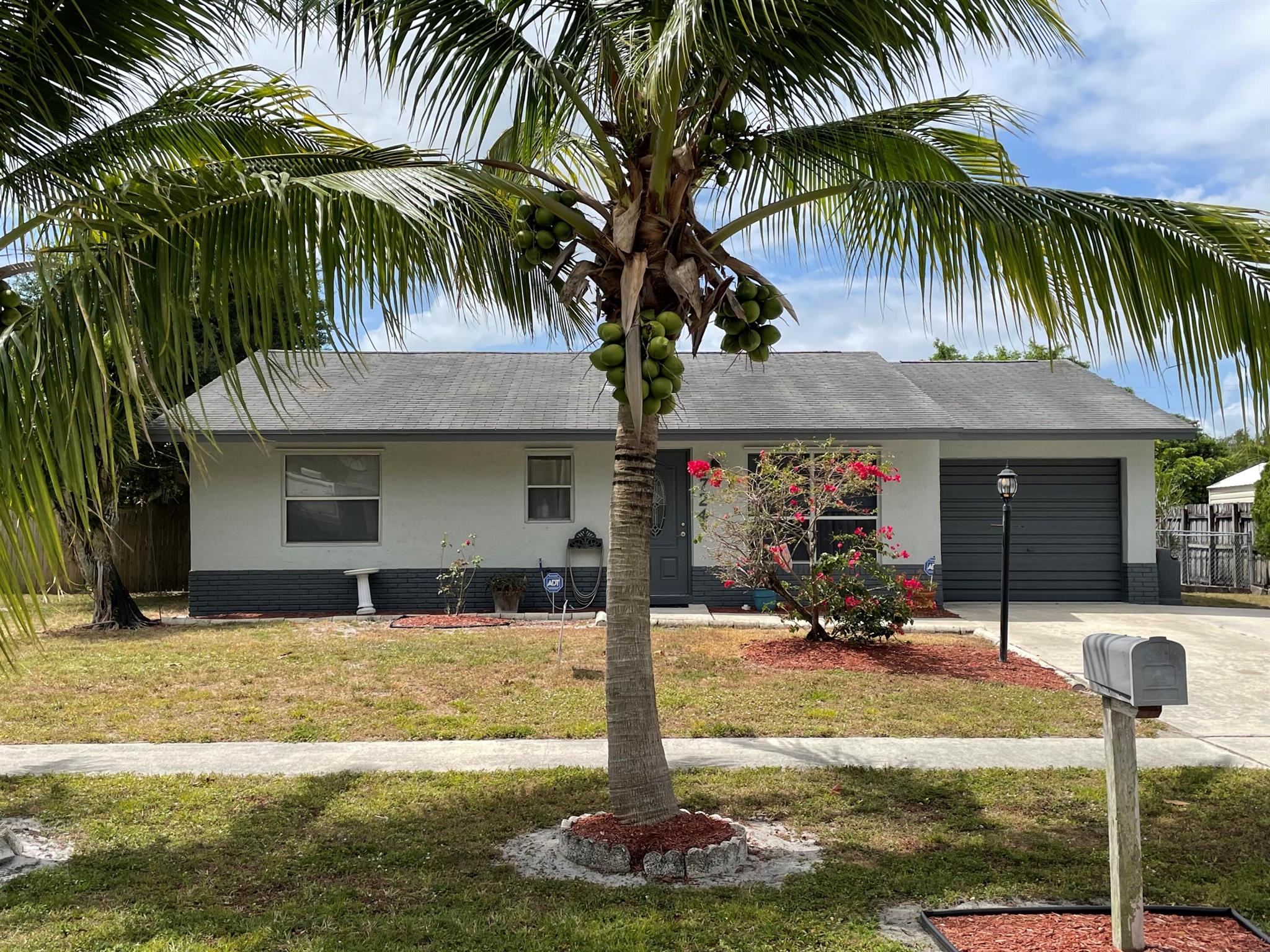 4724 Carthage Circle S