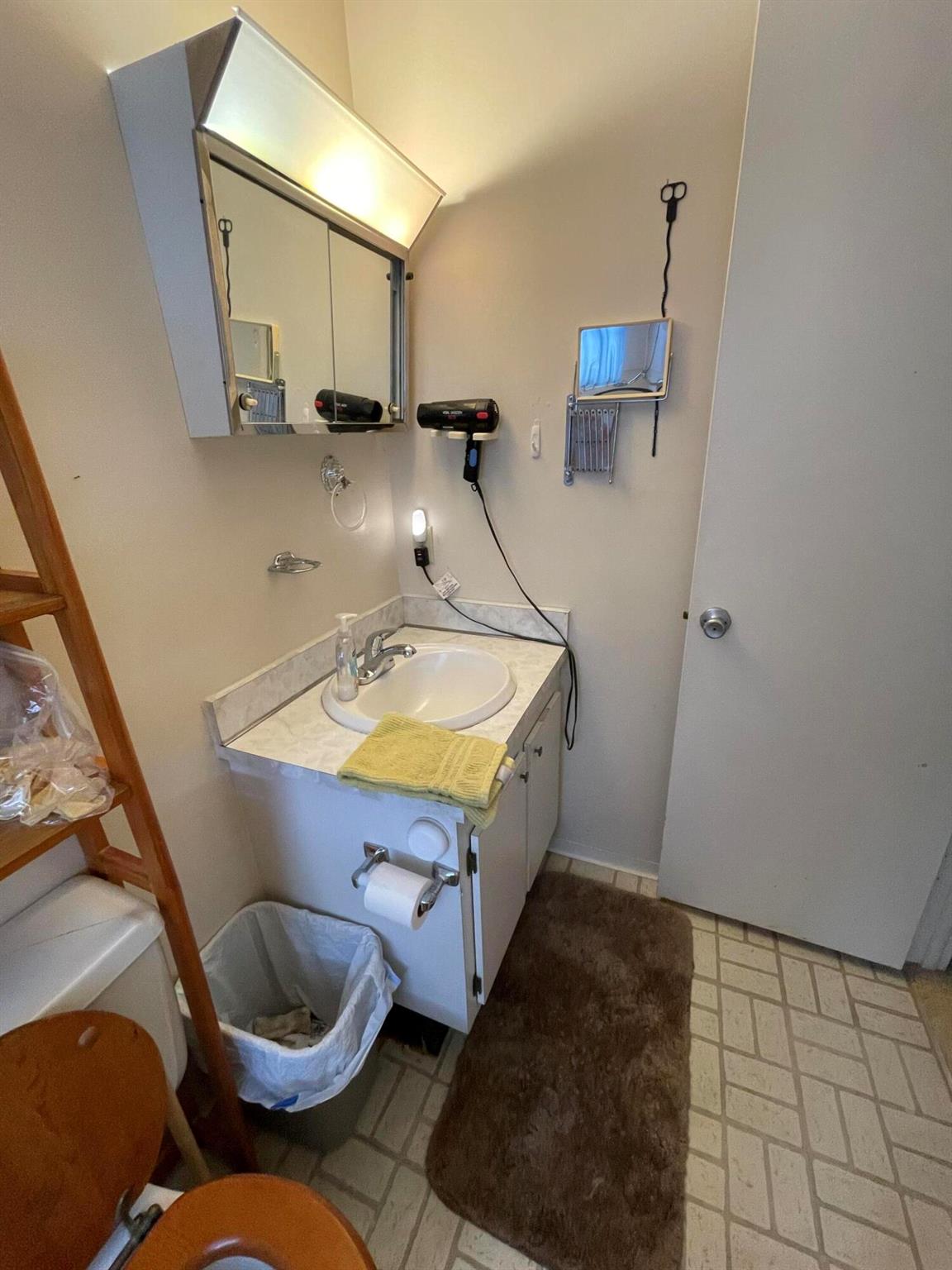 4724 Carthage Circle S