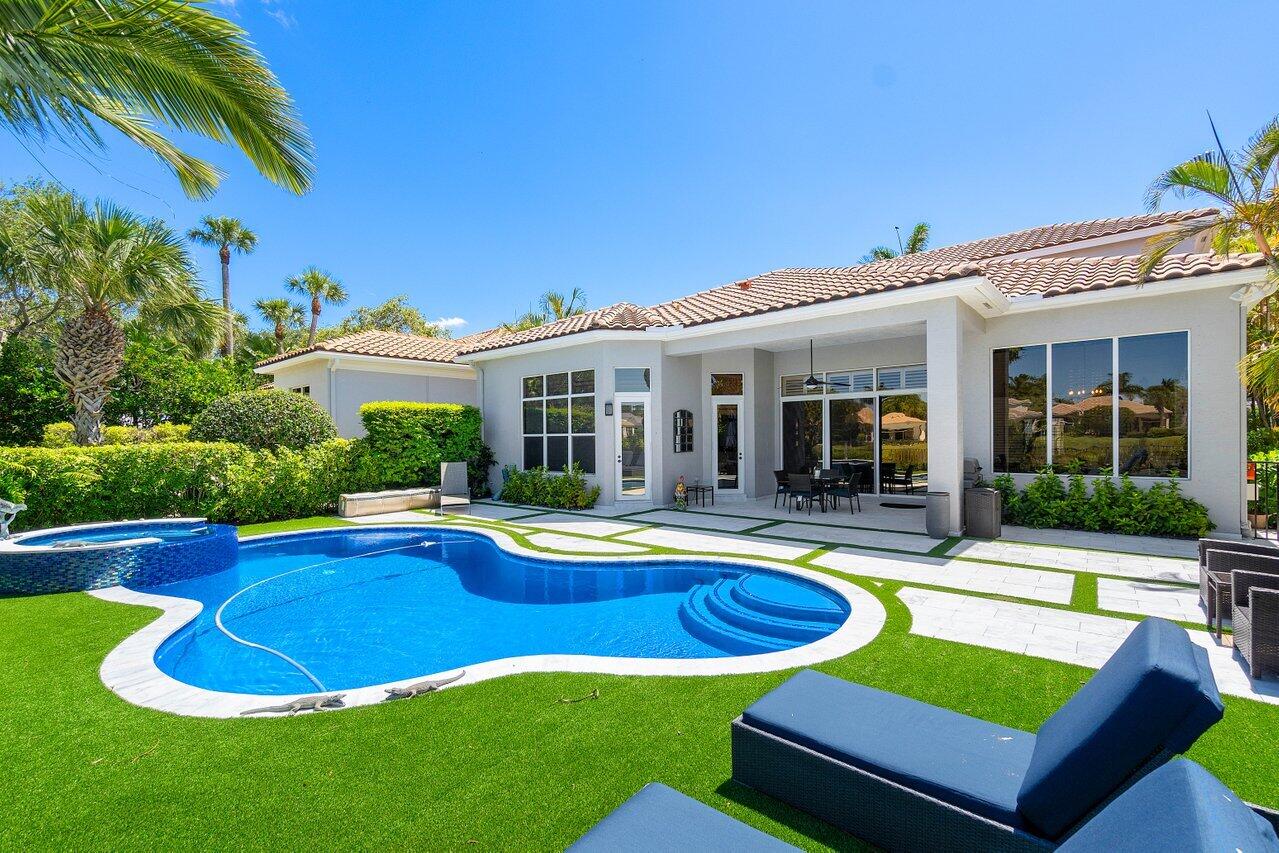 104 Siesta Way