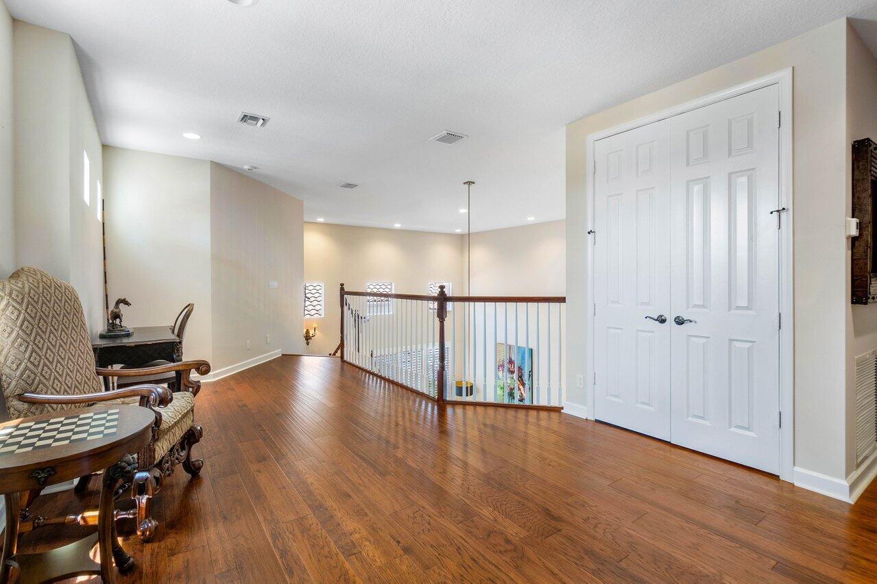 104 Siesta Way
